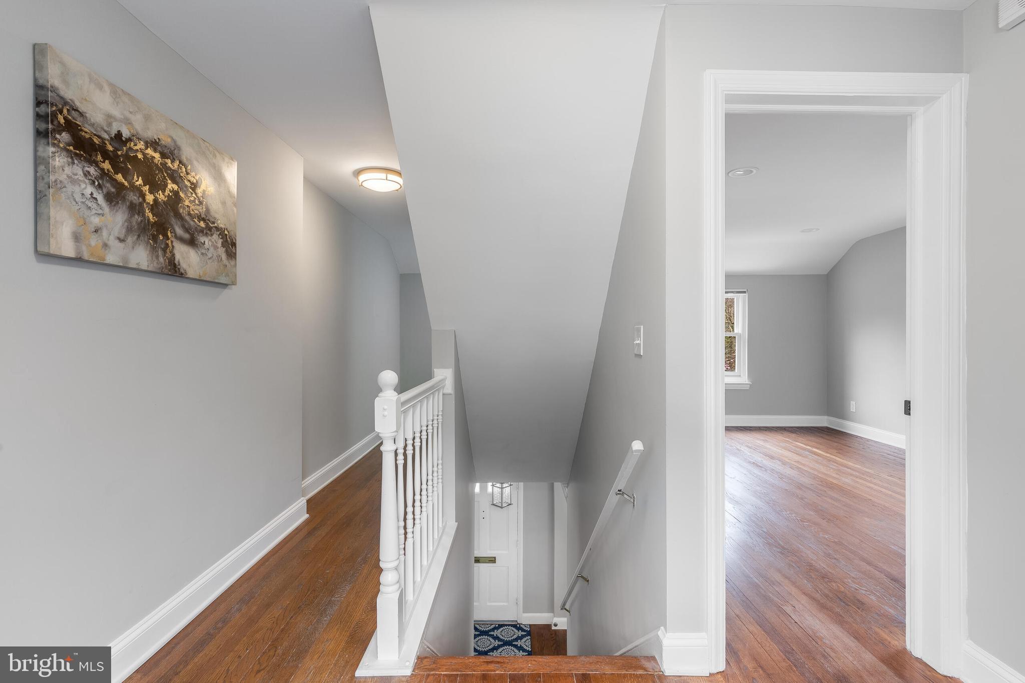 ARLINGTON RIDGE - Residential