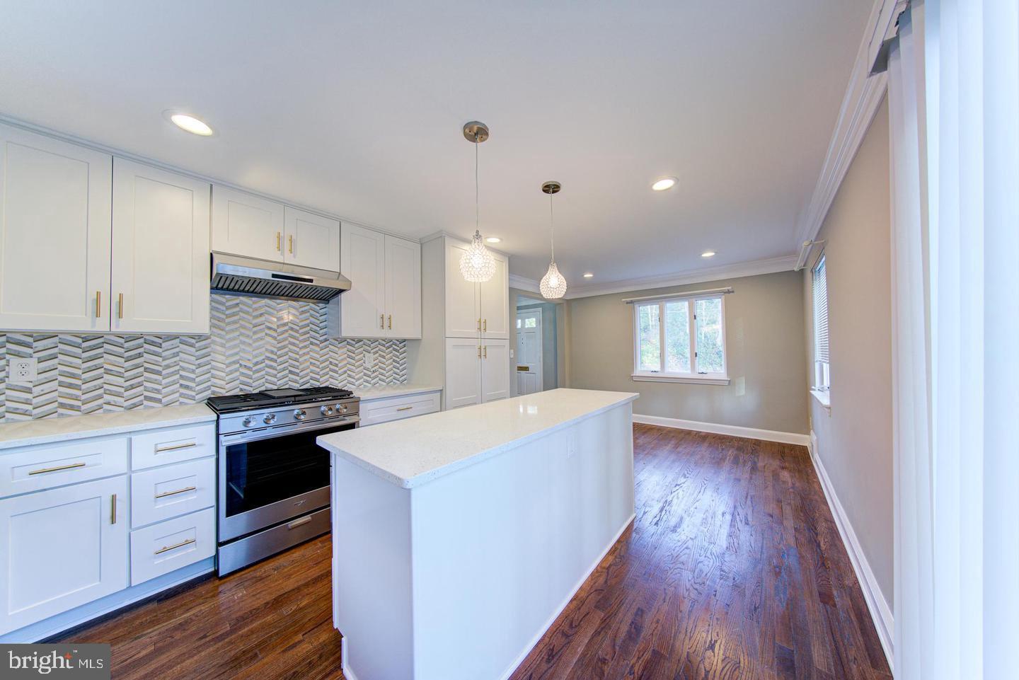 2400 S ARLINGTON RIDGE ROAD