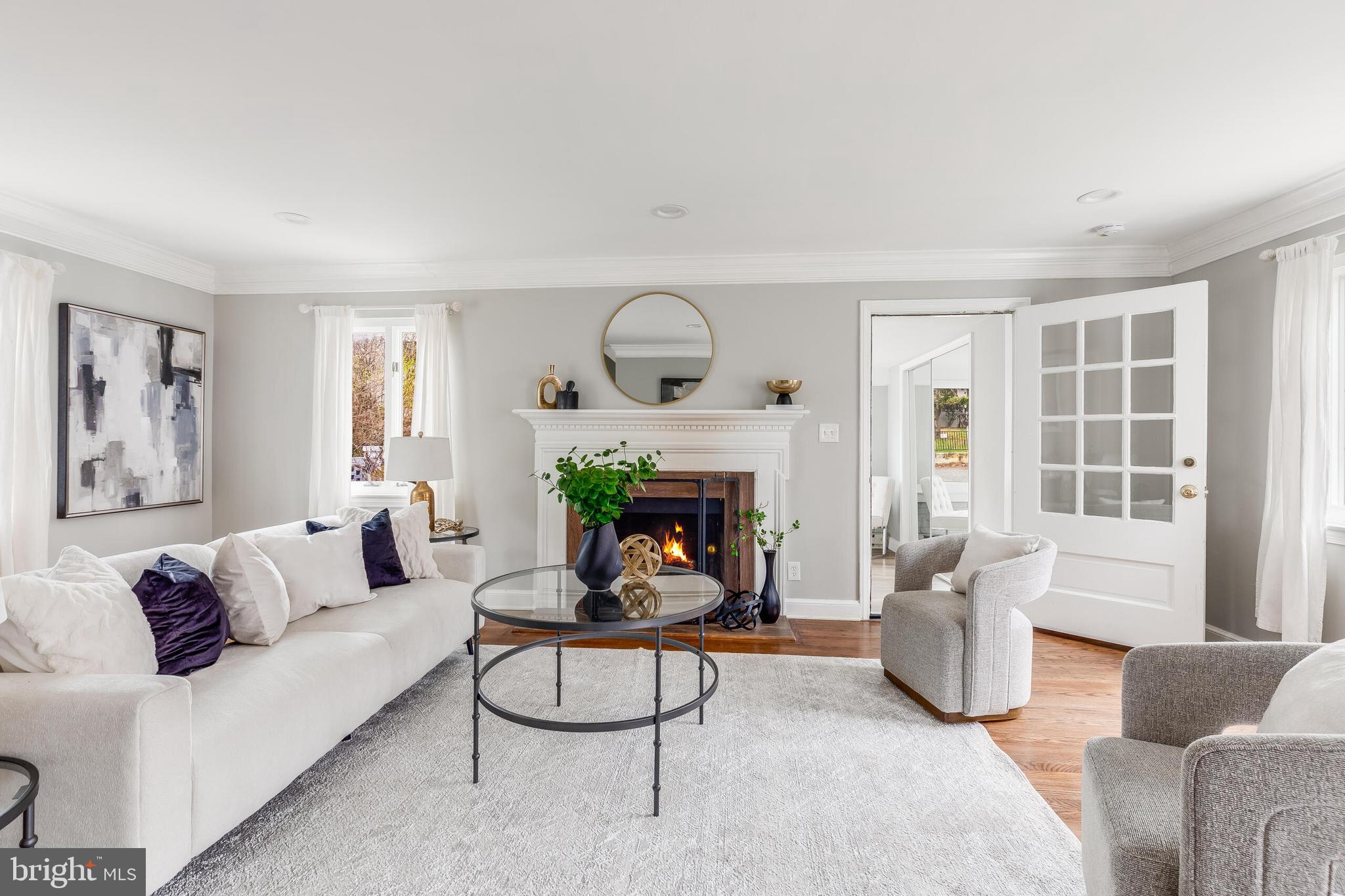 ARLINGTON RIDGE - Residential