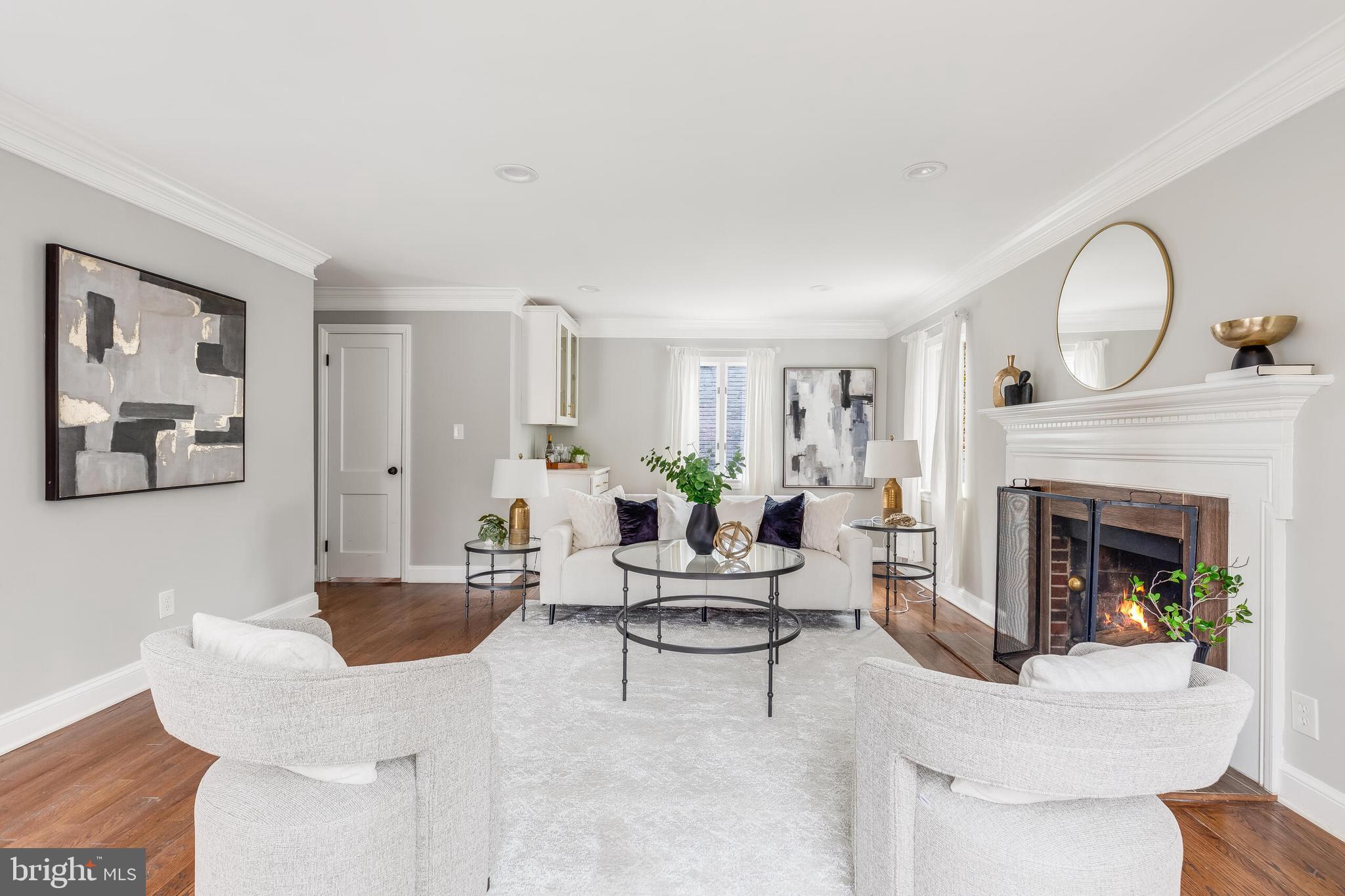 ARLINGTON RIDGE - Residential