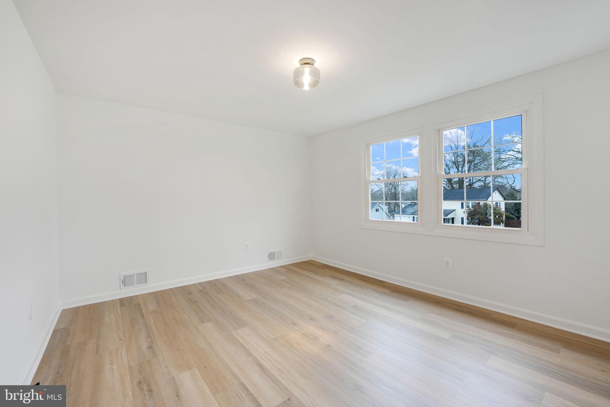 SOMERSET AT BELAIR - Residential