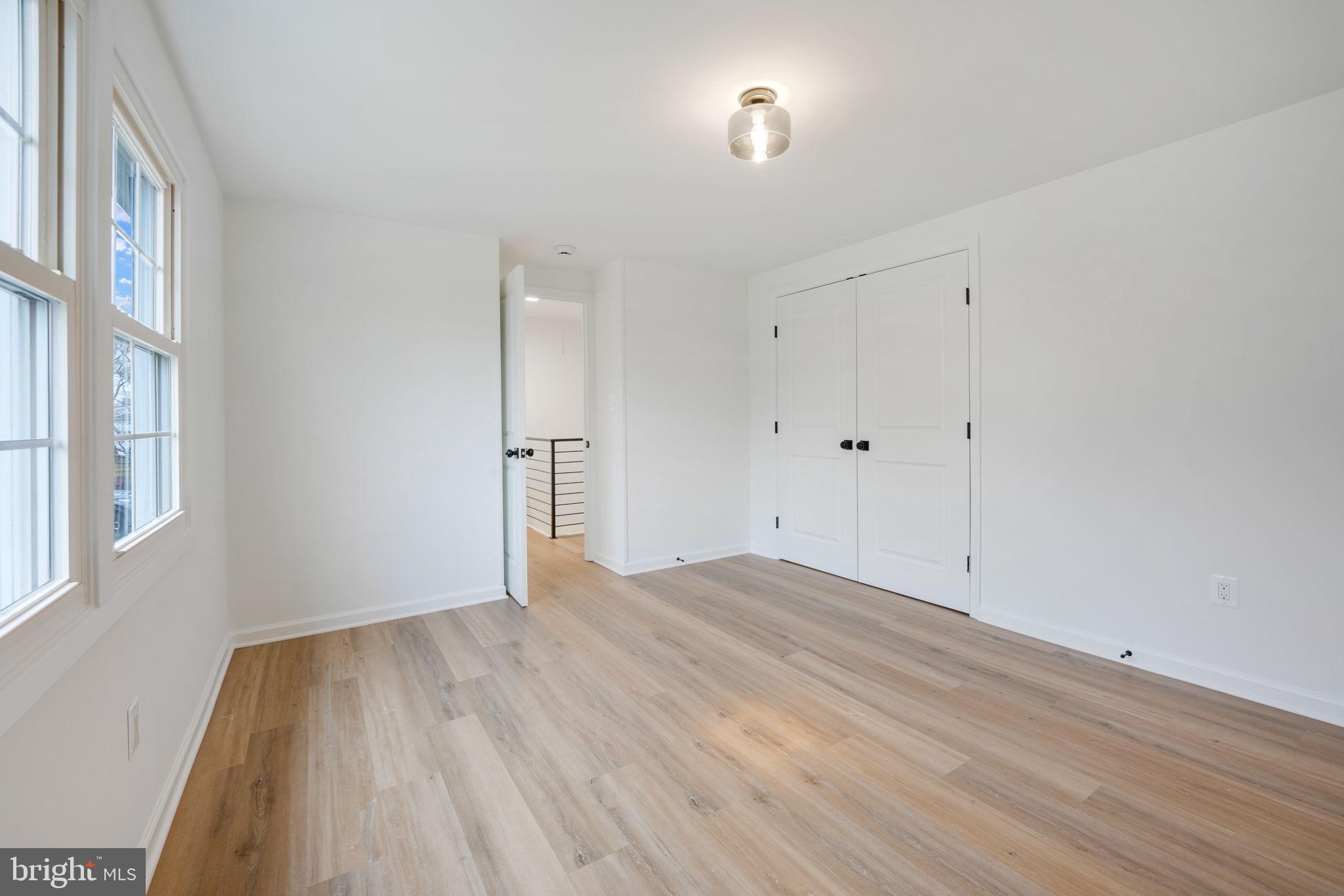 SOMERSET AT BELAIR - Residential