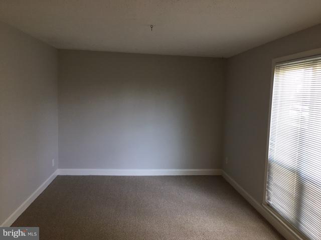 VILLAGES AT FALLS CHURCH - Residential Lease