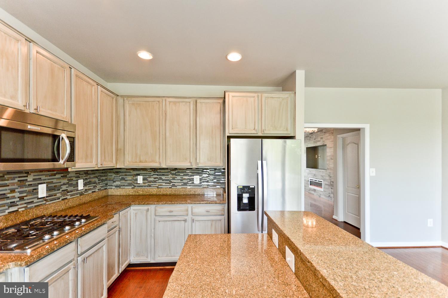 SUMMERFIELD AT MORGAN ST - Residential Lease