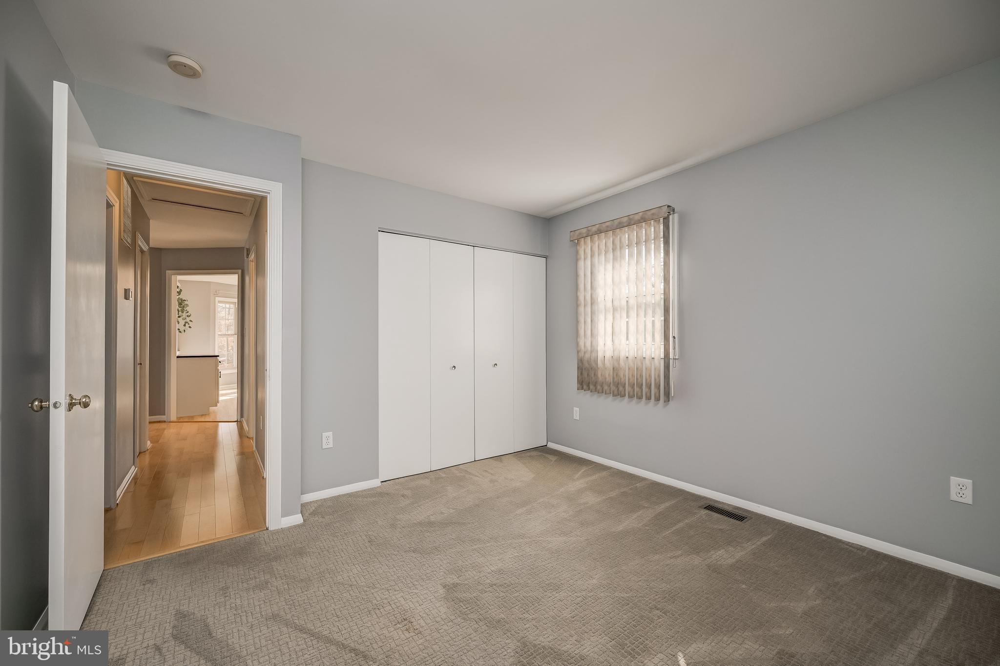 GLEN COURT - Residential