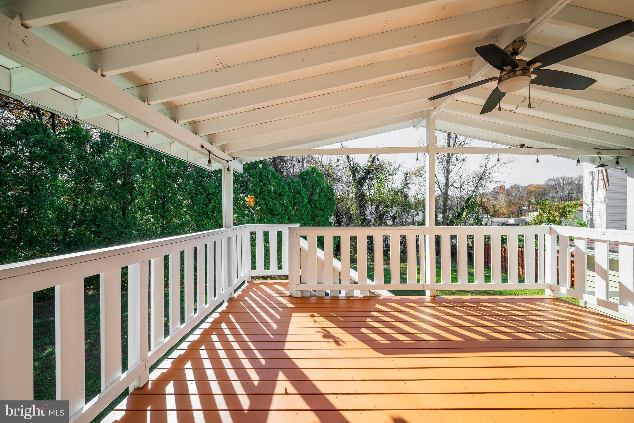 GLEN COURT - Residential