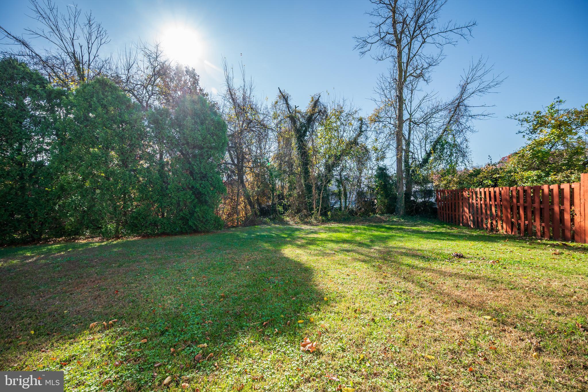 GLEN COURT - Residential