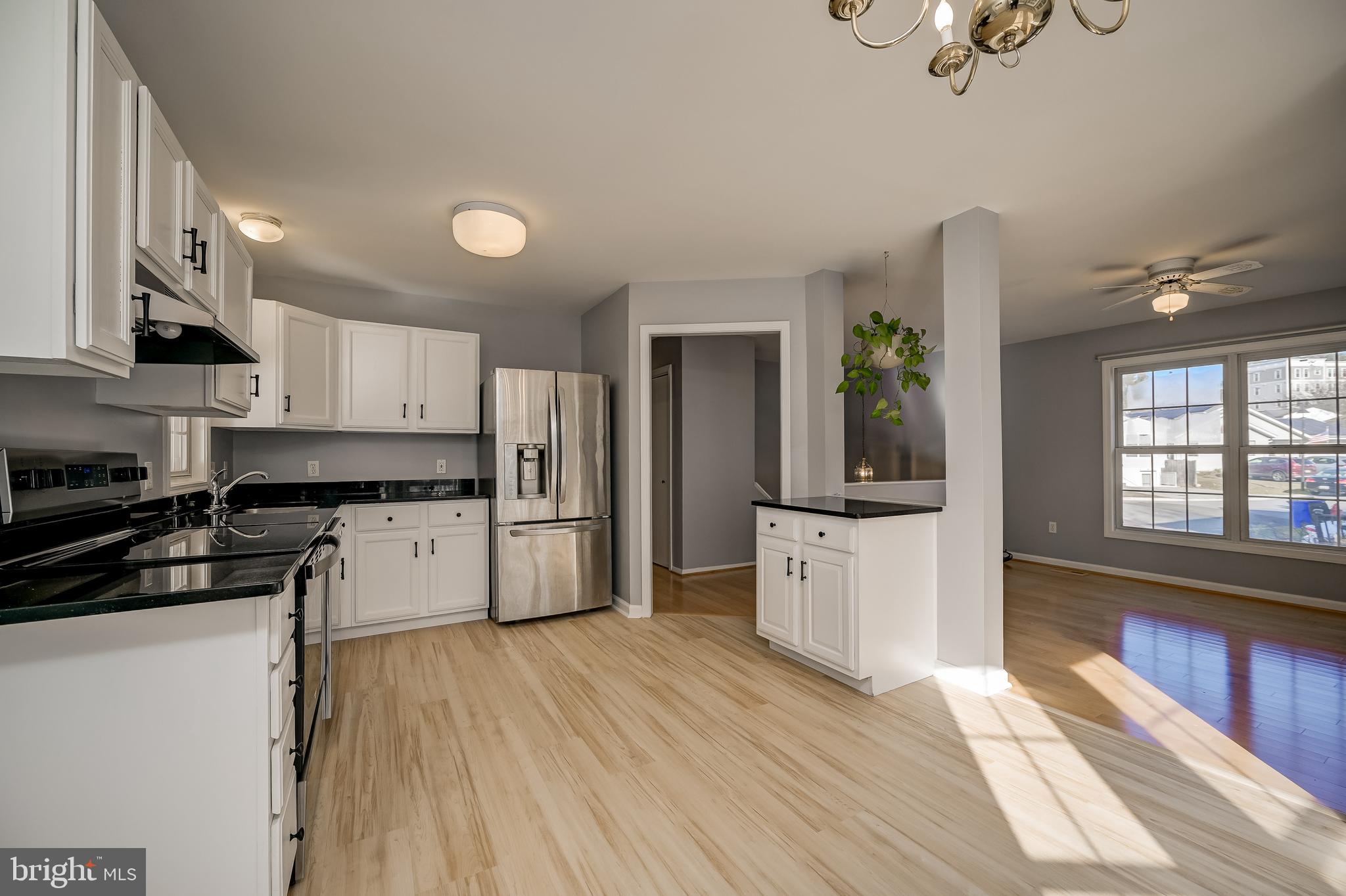 GLEN COURT - Residential