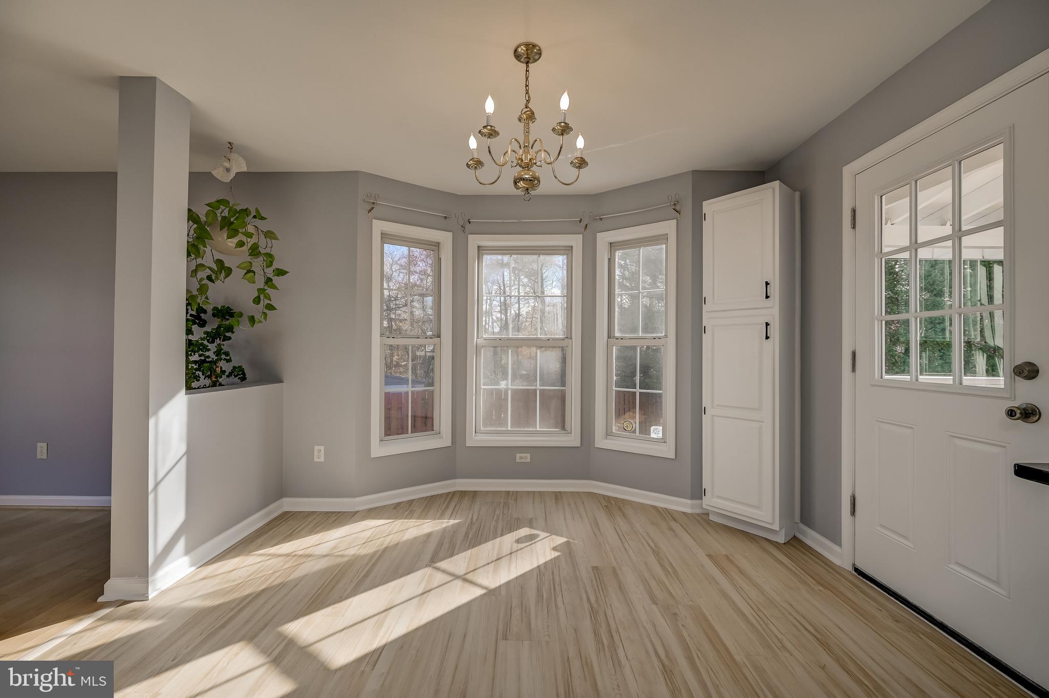 GLEN COURT - Residential