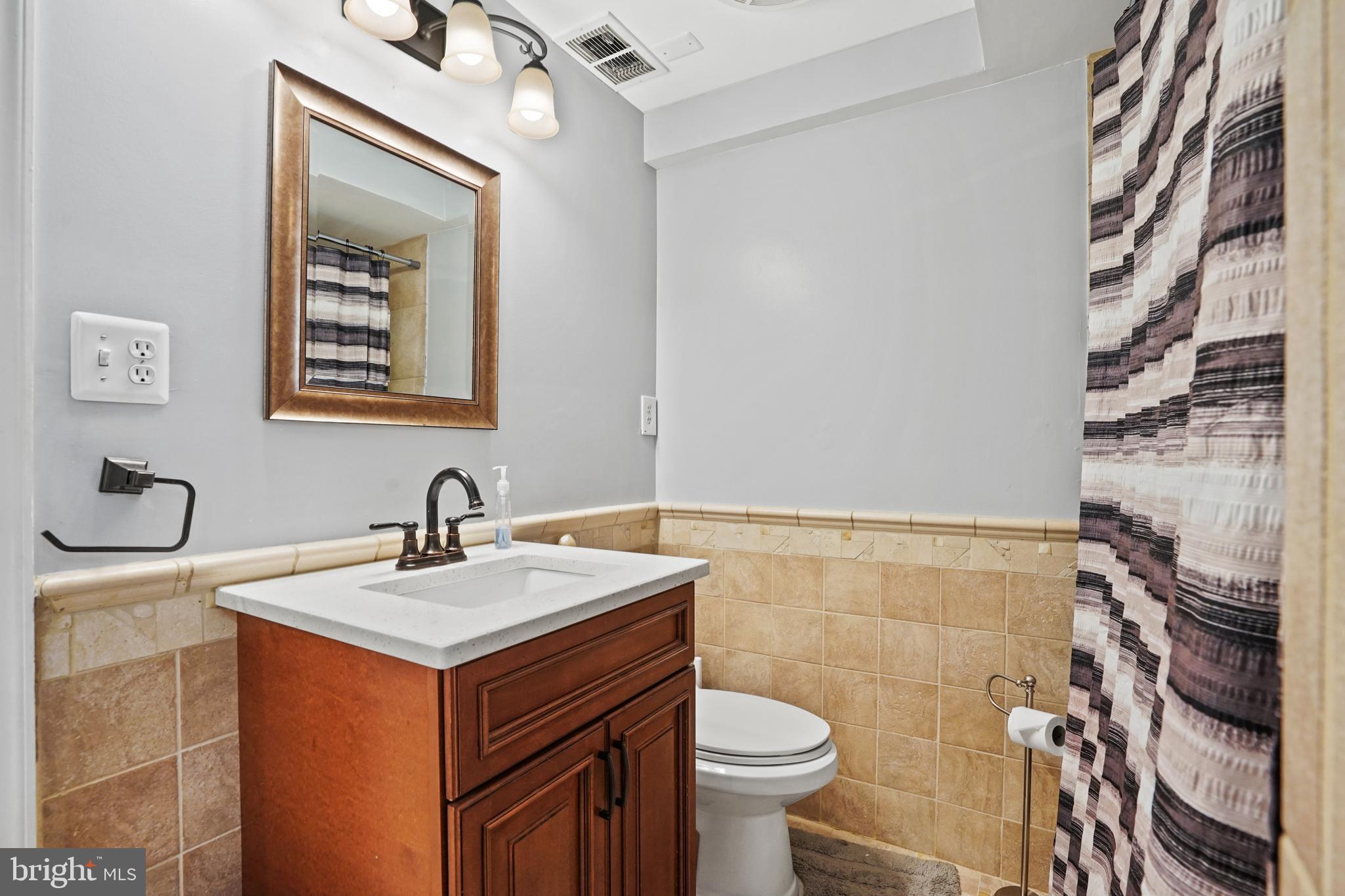 SOUTHGATE - Residential Lease