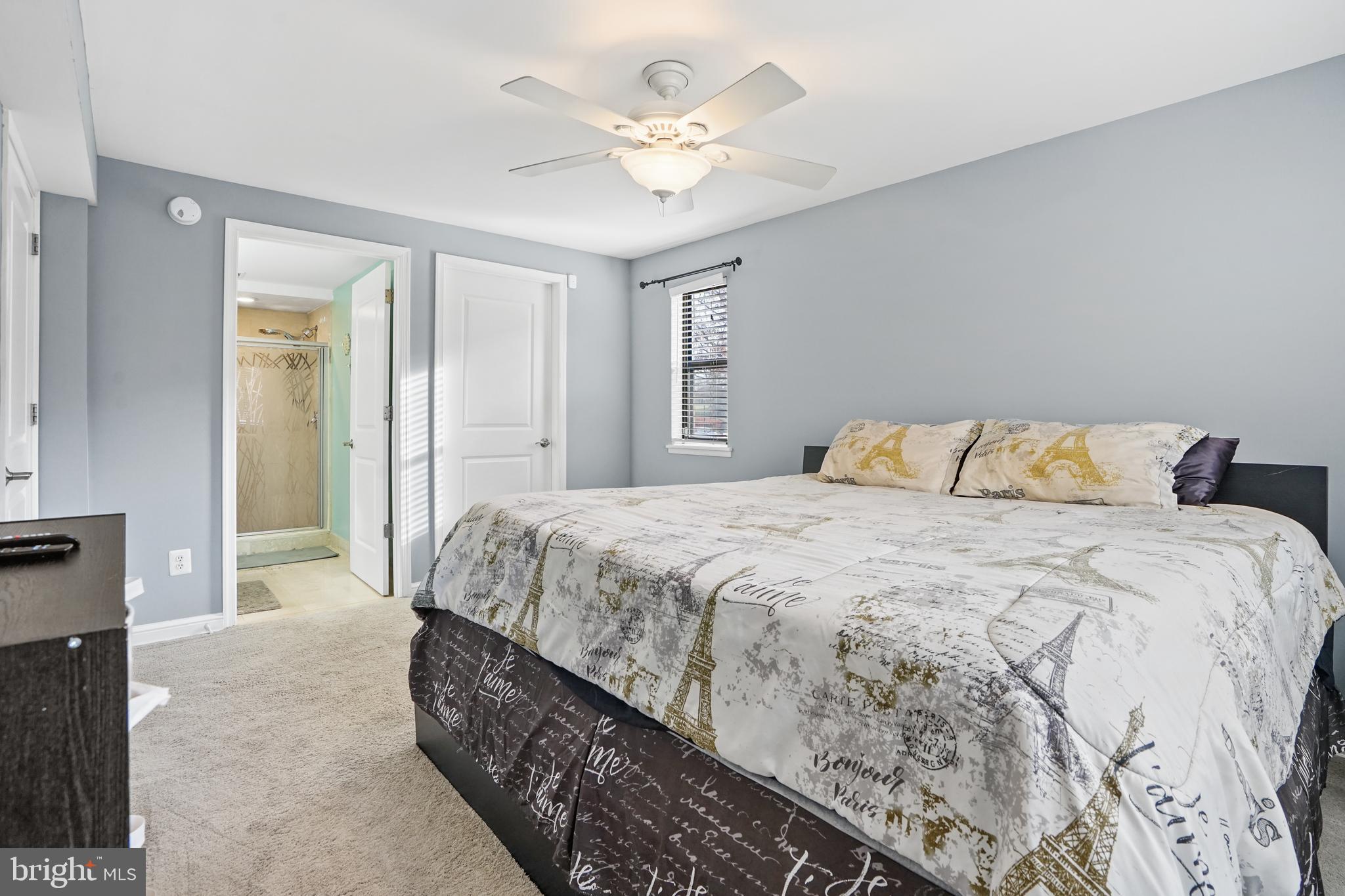 SOUTHGATE - Residential Lease