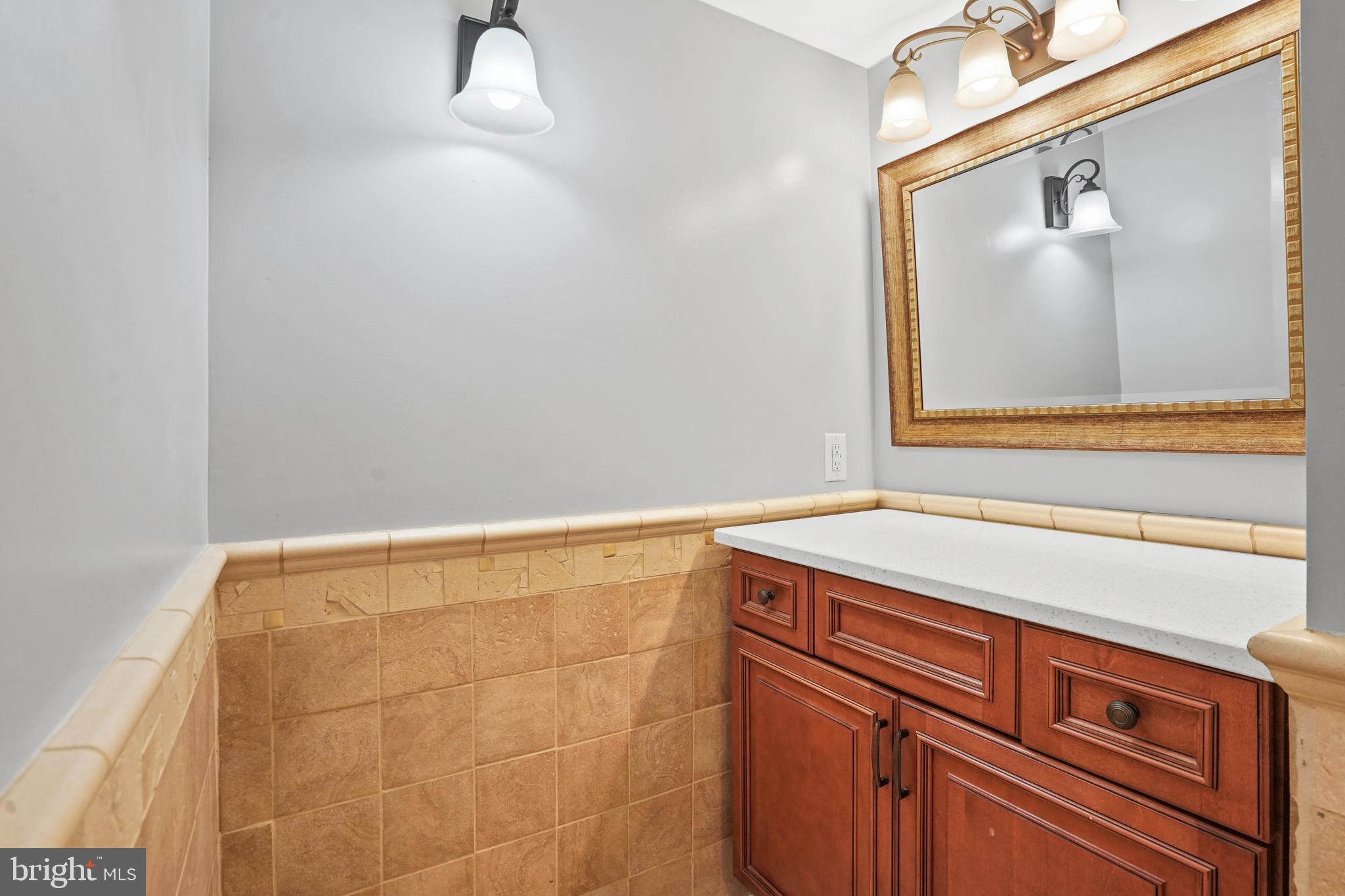 SOUTHGATE - Residential Lease