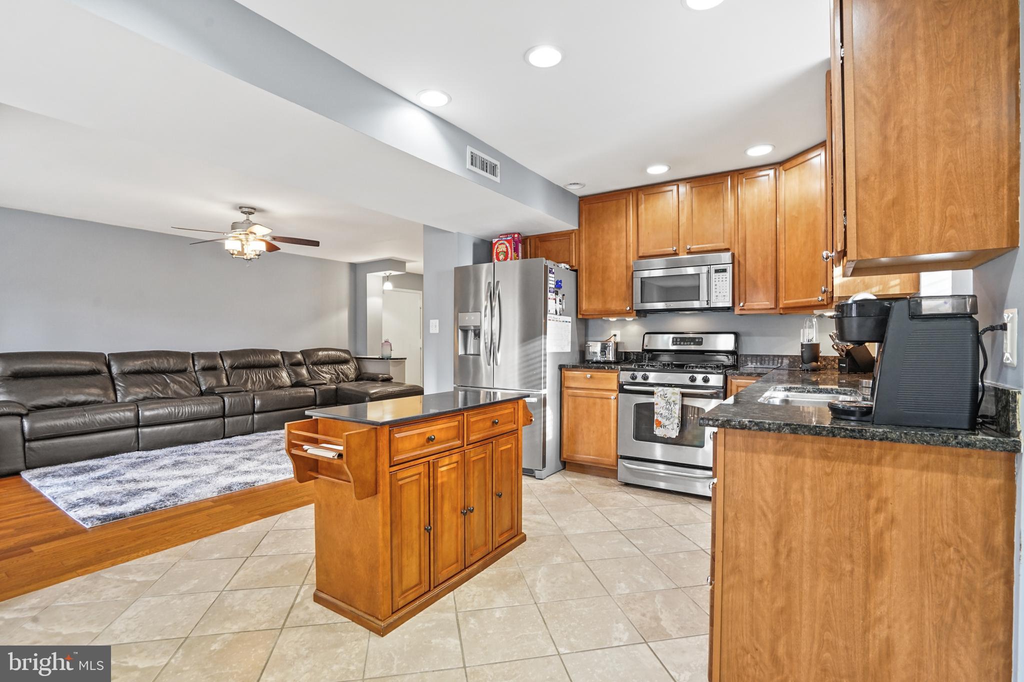 SOUTHGATE - Residential Lease