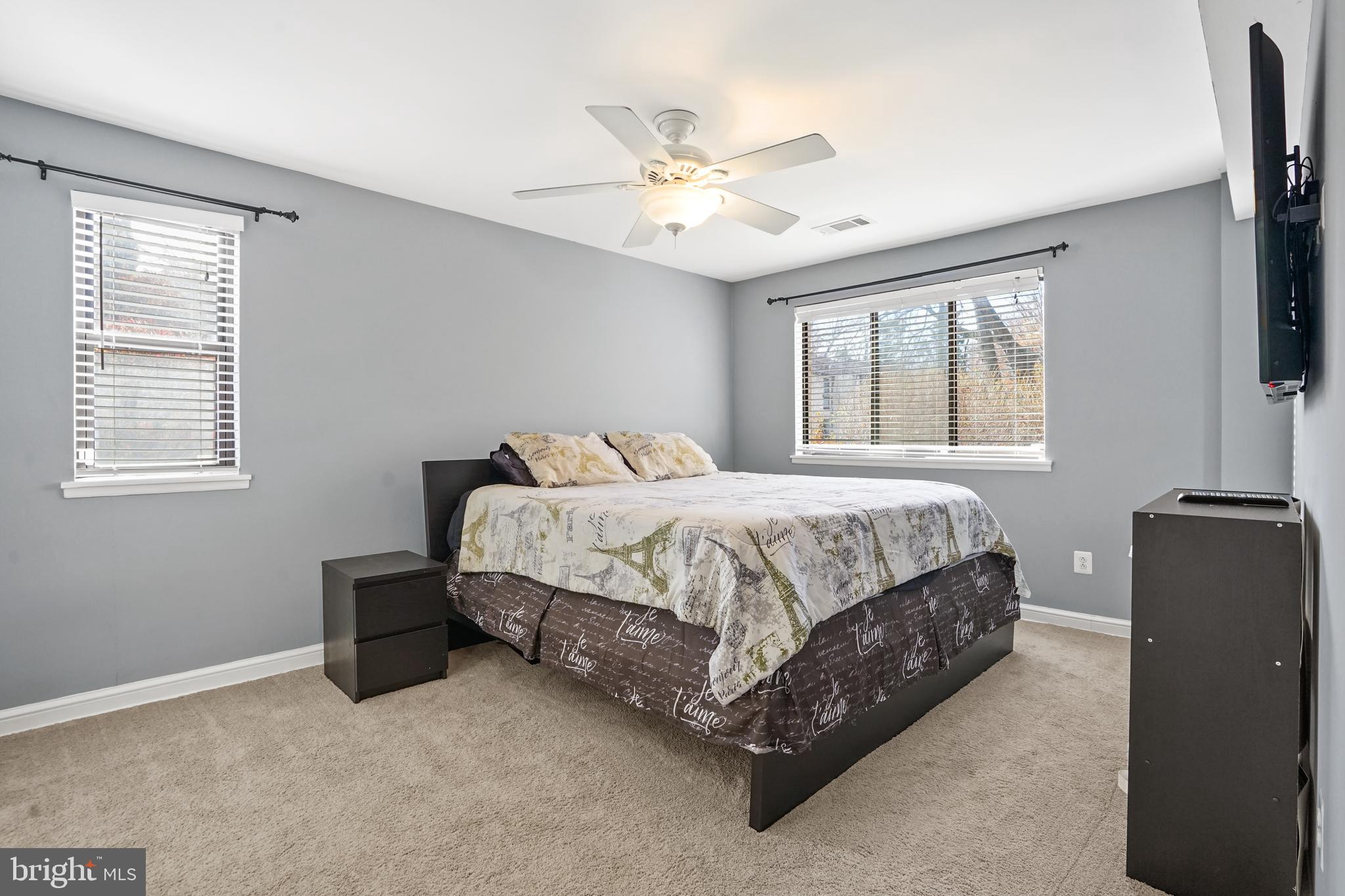 SOUTHGATE - Residential Lease