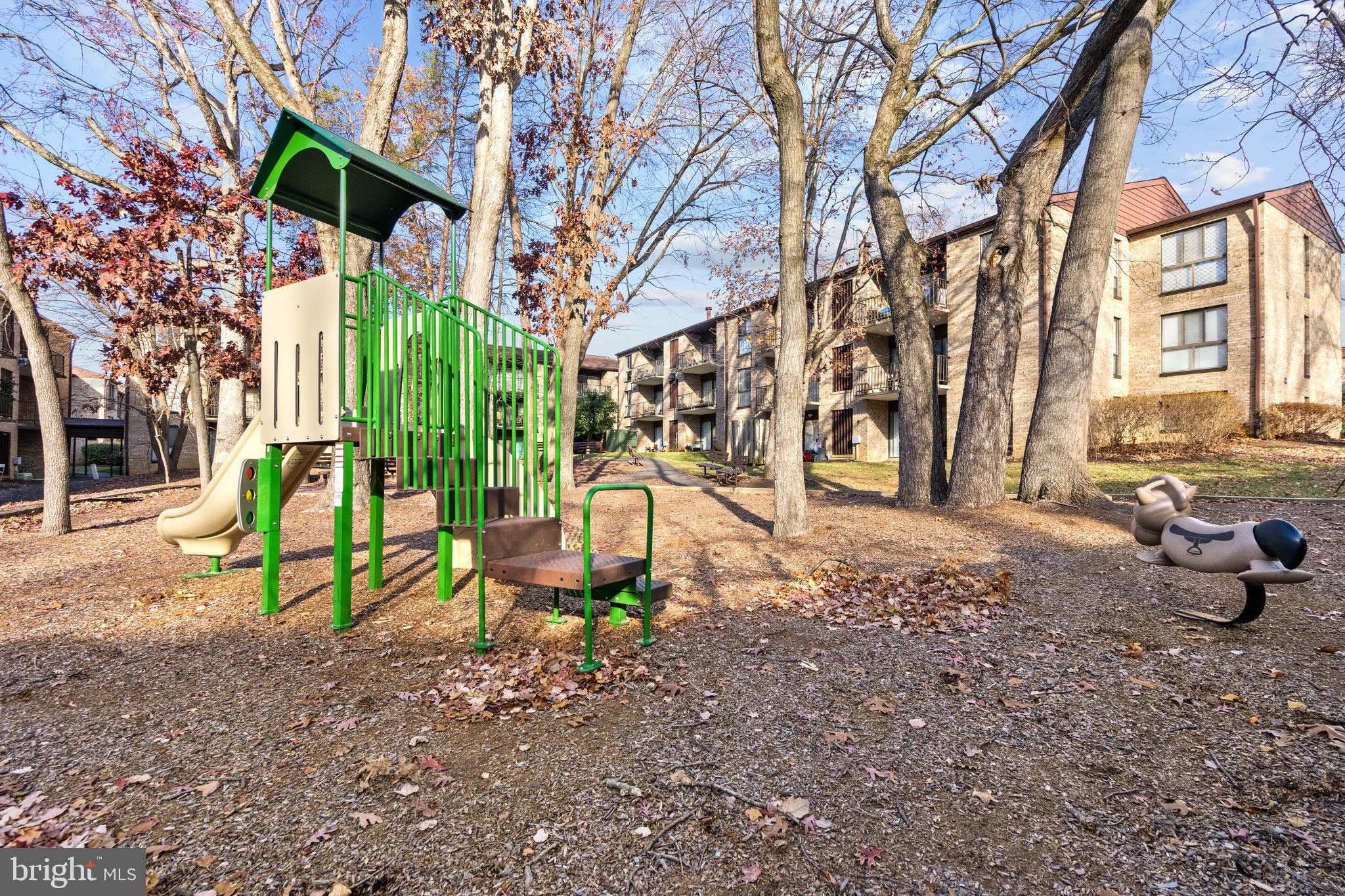 SOUTHGATE - Residential Lease