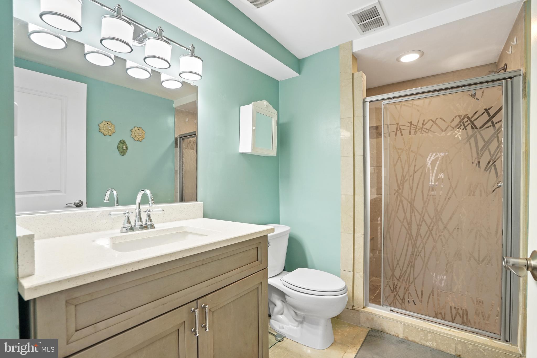 SOUTHGATE - Residential Lease