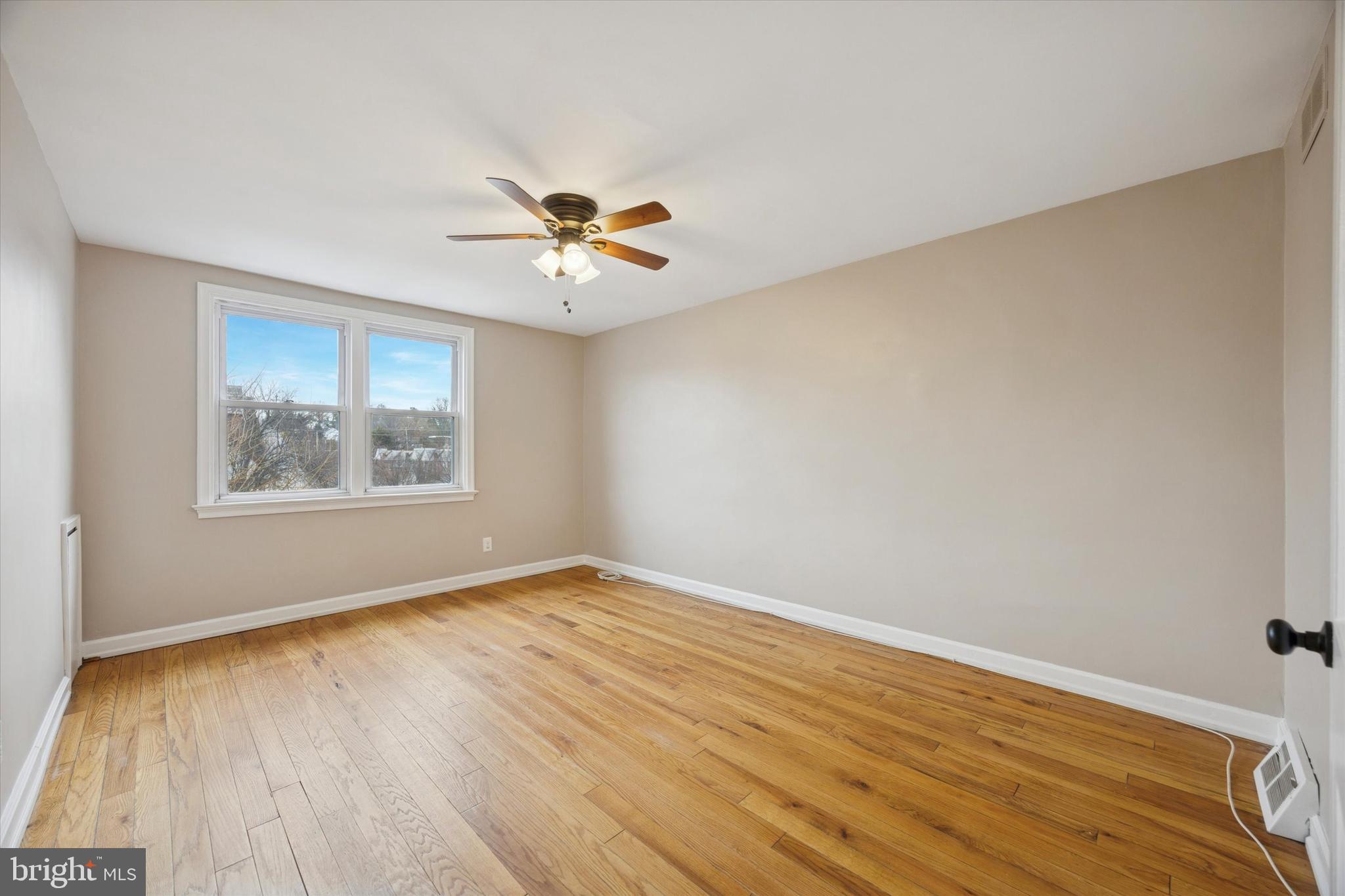 KIRKLAND - Residential Lease