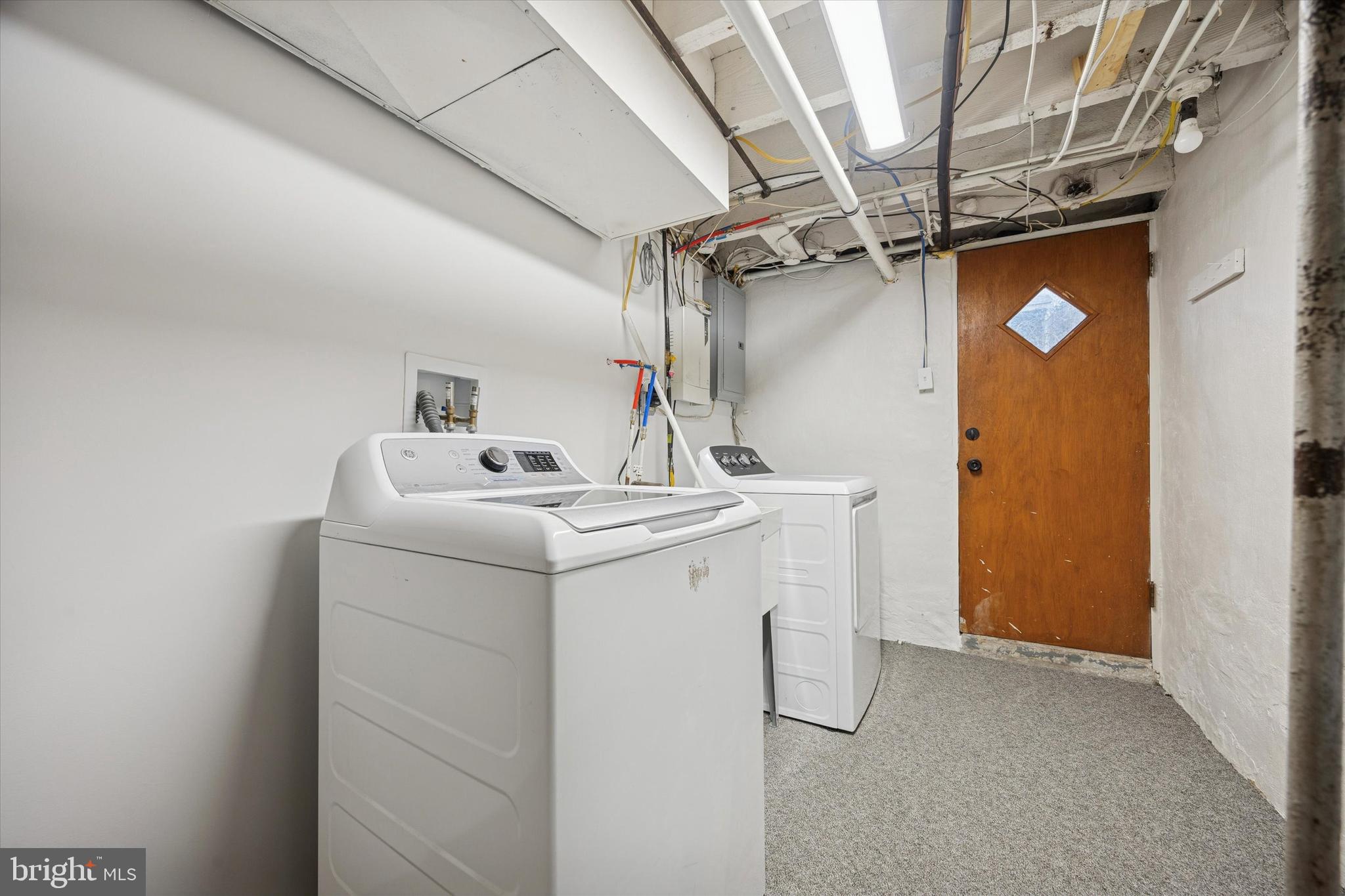 KIRKLAND - Residential Lease