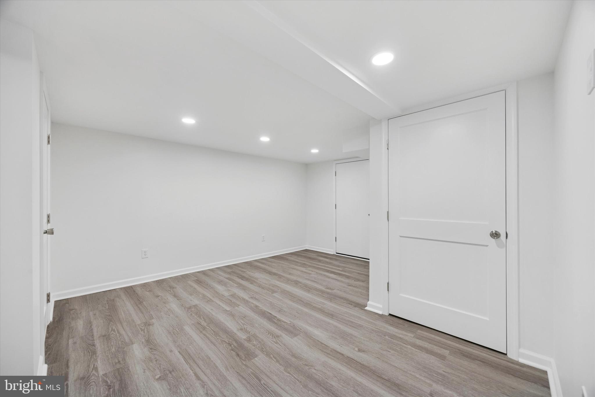 KIRKLAND - Residential Lease