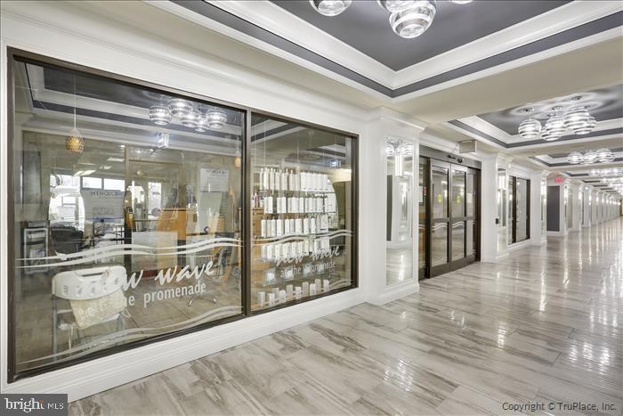 PROMENADE TOWERS - Residential Lease