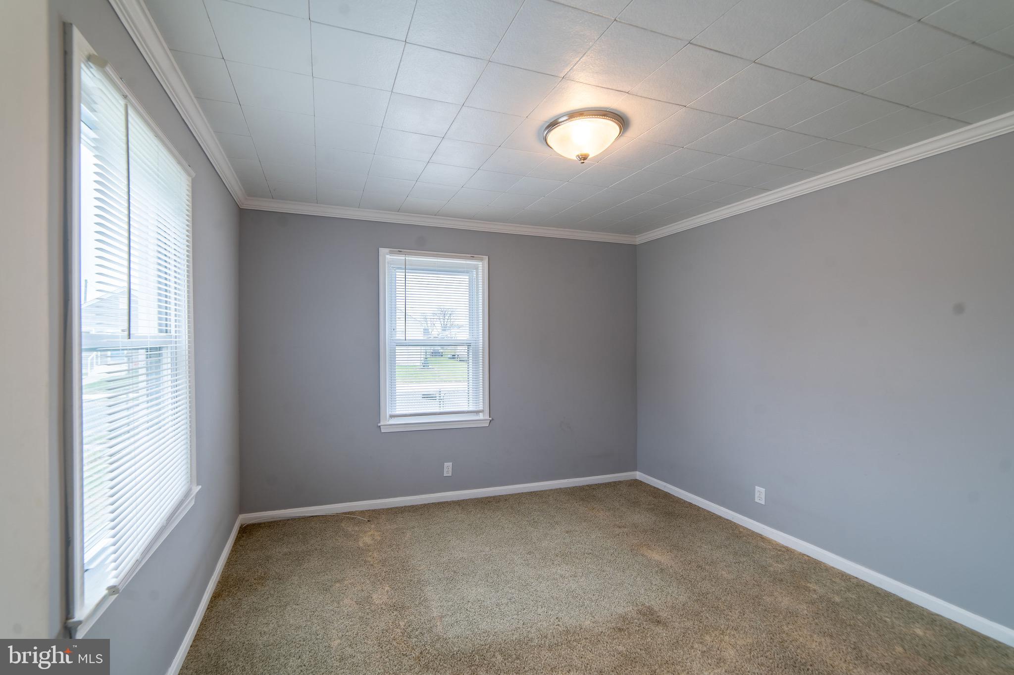 GRAY MANOR - Residential