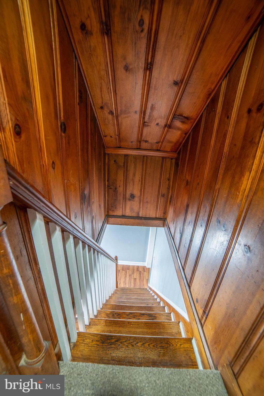 GRAY MANOR - Residential