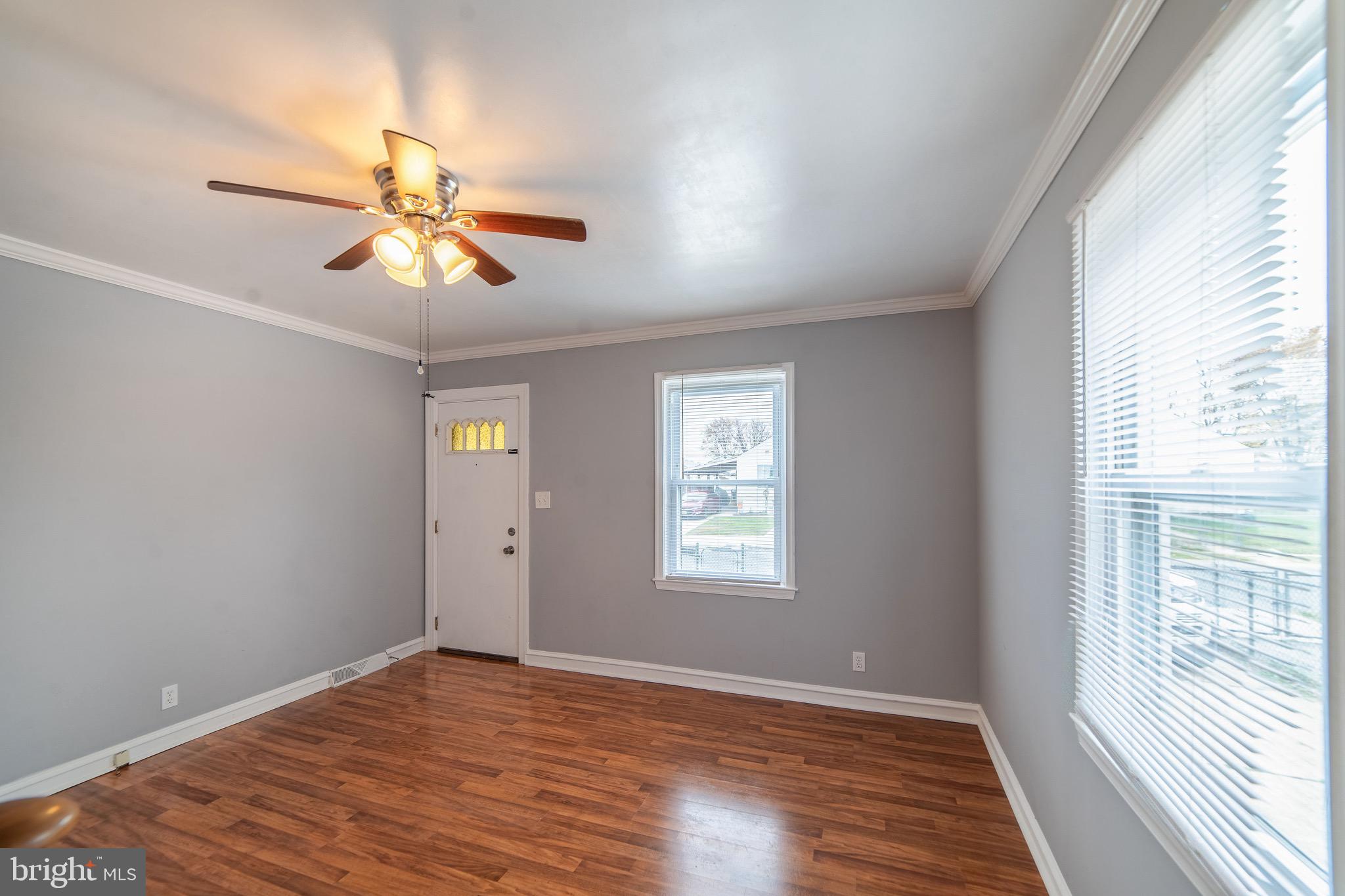 GRAY MANOR - Residential