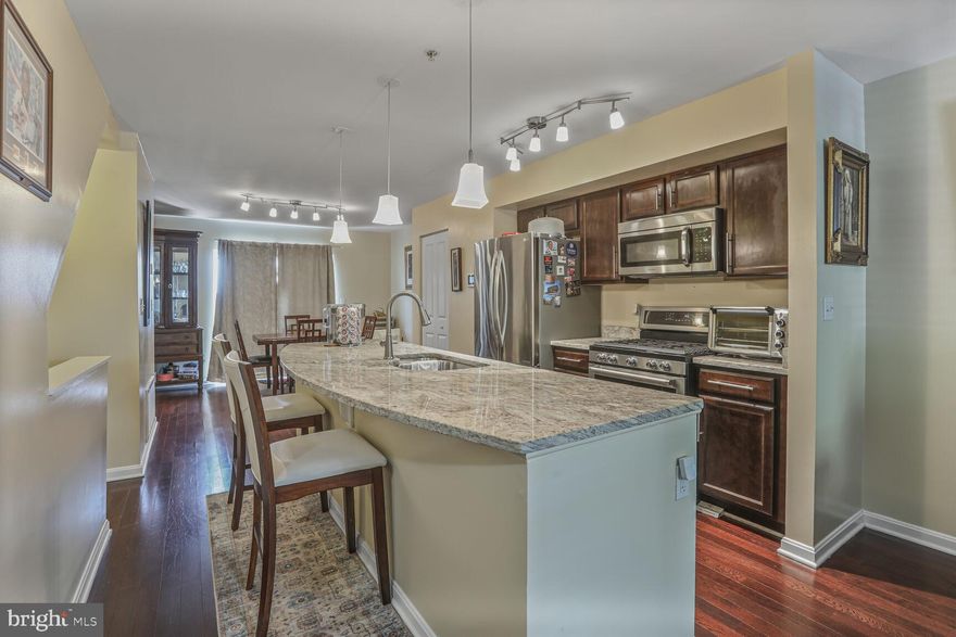 Welcome to this stunning 3-bedroom, 3.5-bathroom townhome offering over 2,100 sq ft of modern, spacious living across three beautifully designed levels. Enjoy the perfect blend of comfort and convenience with an open-concept layout, a chef-inspired kitchen, and generously sized bedrooms—each with its own private bathroom. Updated appliances throughout with brand new dishwasher installed this year.
The crown jewel? A private rooftop deck that’s perfect for entertaining, relaxing, or taking in city views. Whether you’re hosting friends or unwinding after a long day, this space truly elevates your lifestyle.
Located just minutes from top-rated restaurants, vibrant entertainment, and major highways, this home offers easy access to everything you love about city living—with the bonus of low-maintenance luxury.
Don’t miss this opportunity to own a move-in ready townhome that checks all the boxes!
