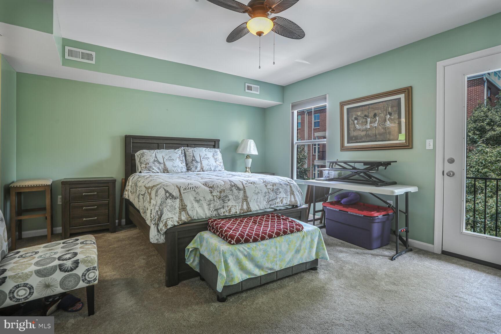 ATHENA SQUARE - Residential