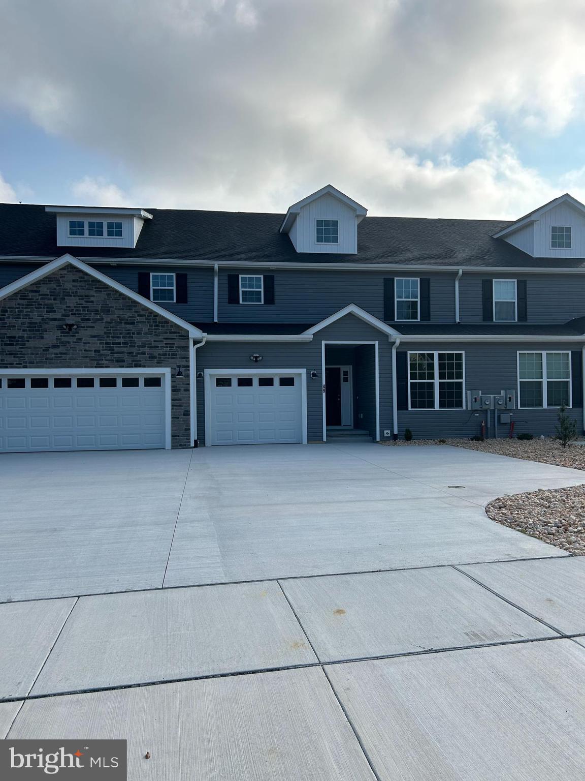 7 VALHALLA COURT