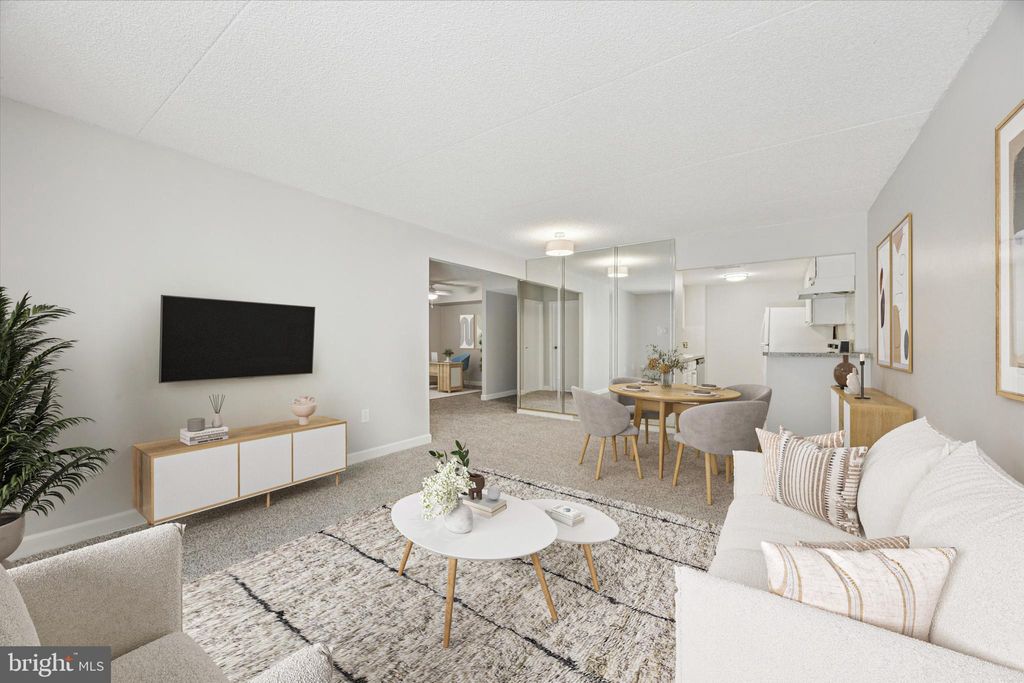 Photo of 800 Avondale Road #7B, WALLINGFORD, PA 19086 (MLS # PADE2102938)