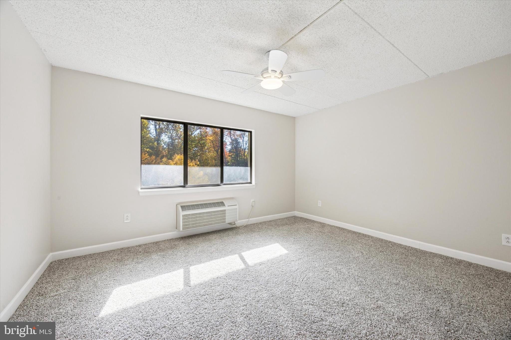 CRUM CREEK VALLEY - Residential