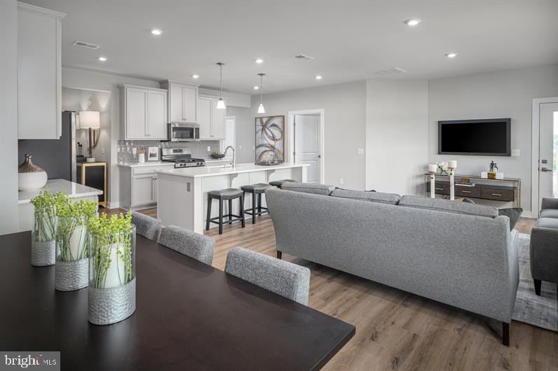 TURF VALLEY - Residential