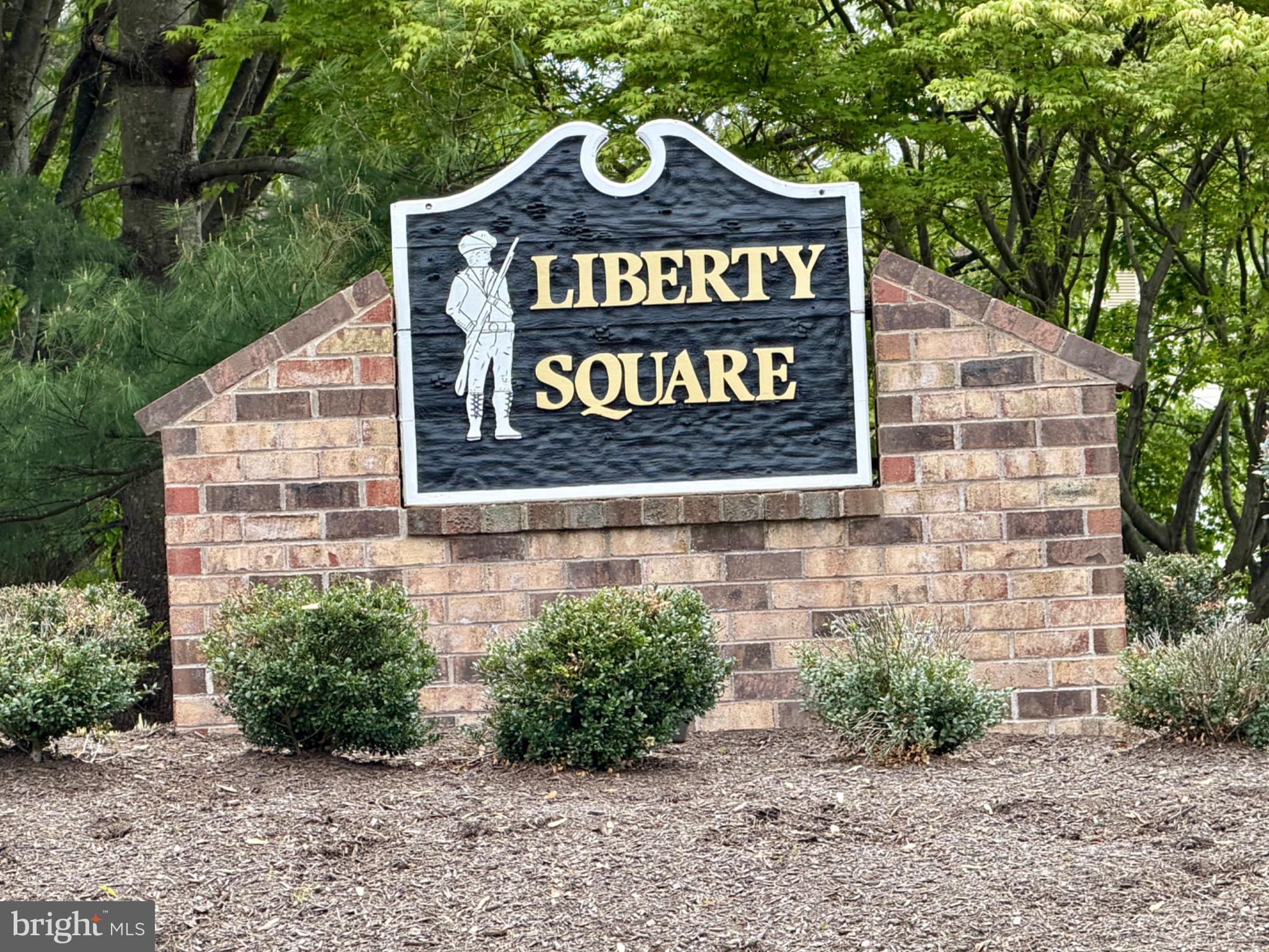 LIBERTY SQUARE - Residential