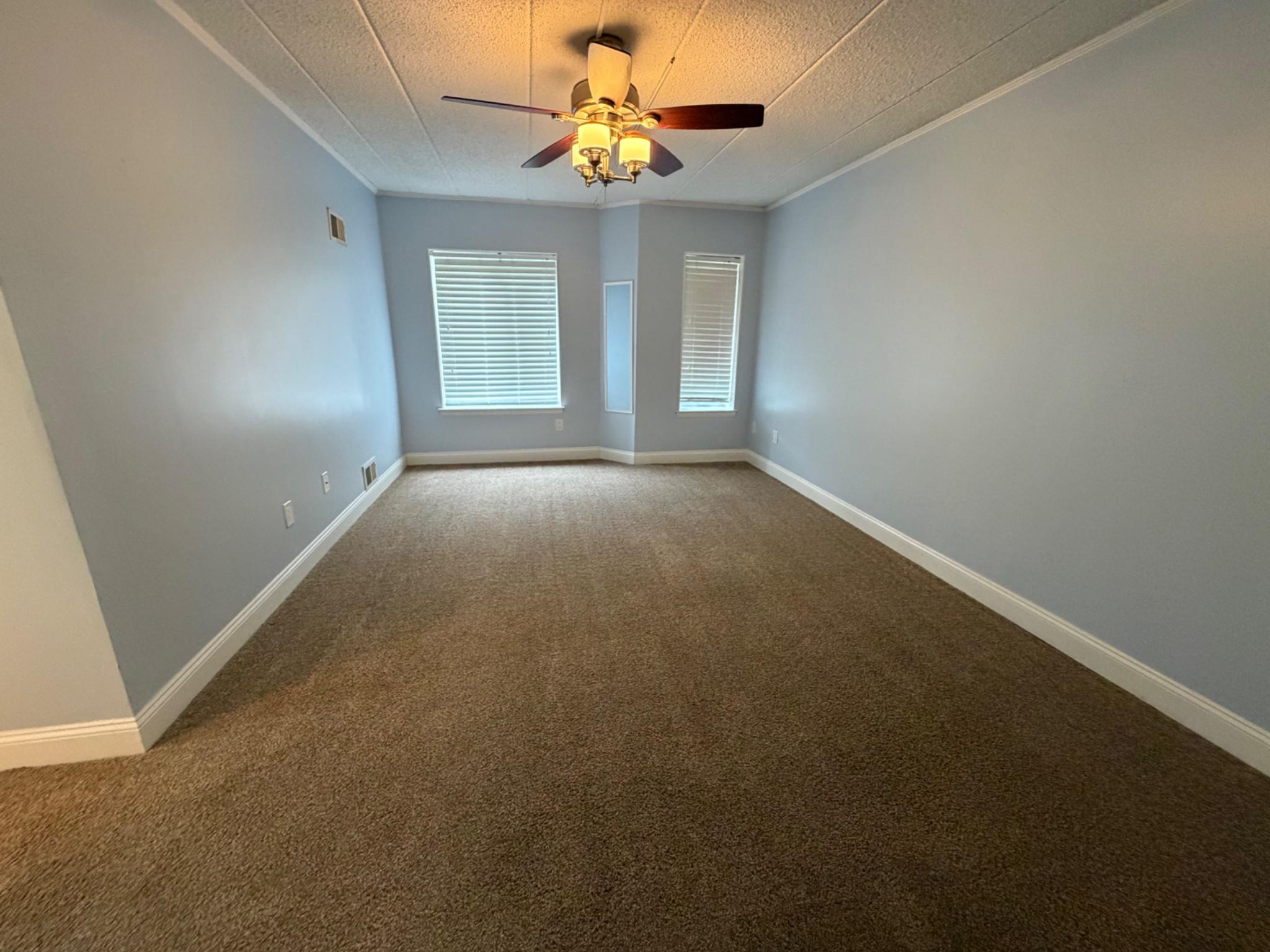 LIBERTY SQUARE - Residential
