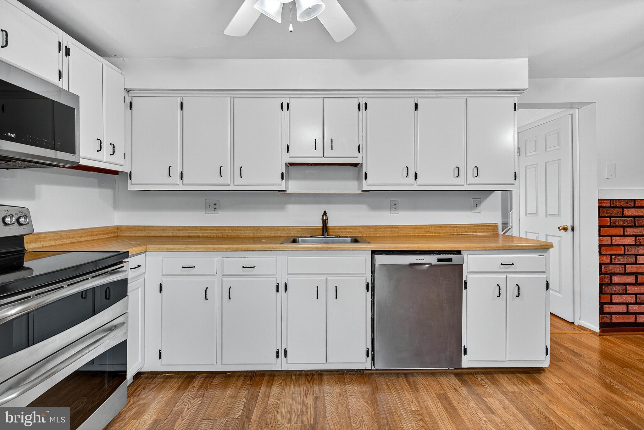 VILLAGE OF OLDE MILL - Residential