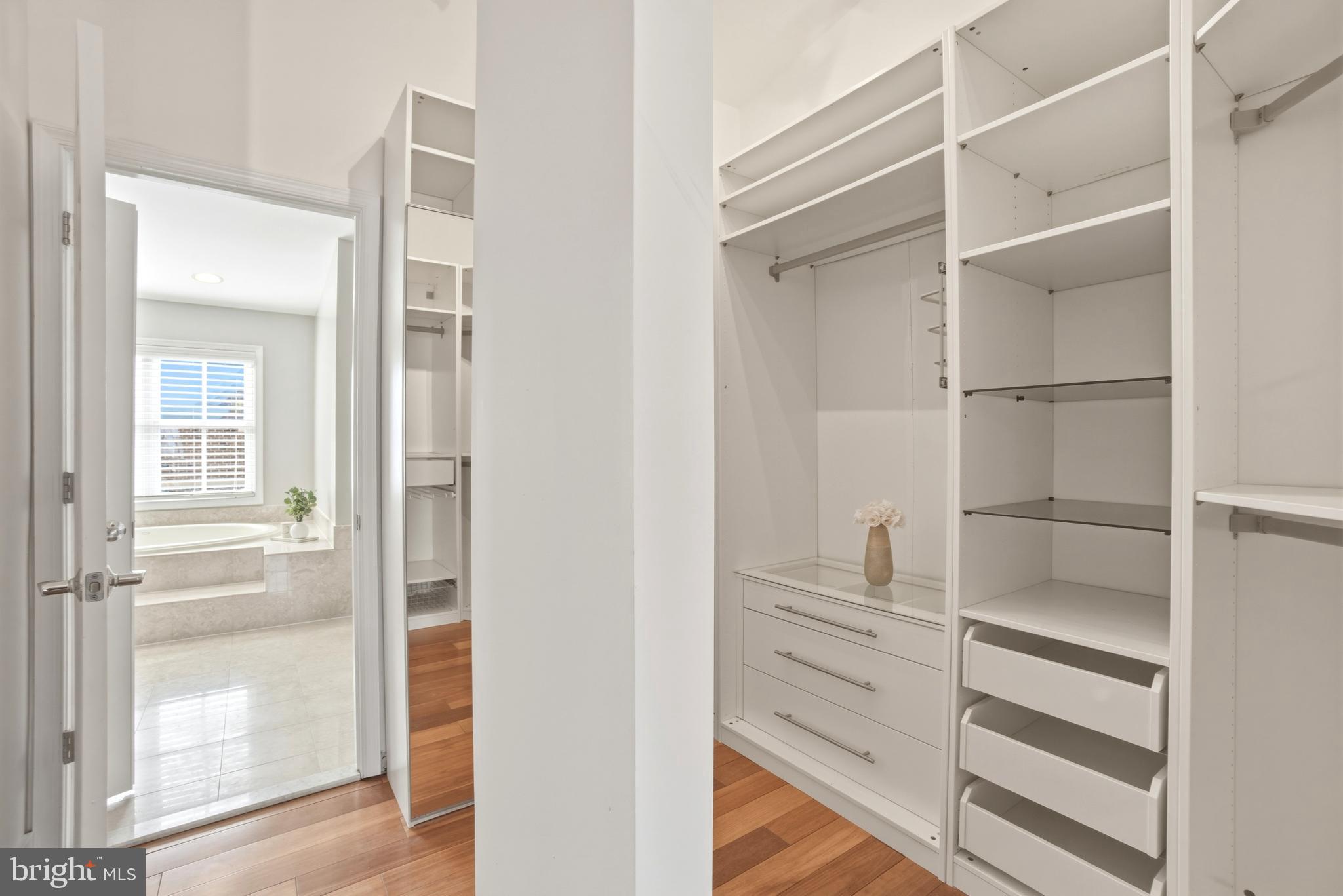 THE MOORINGS AT LIGHTHOUSE POINT - Residential