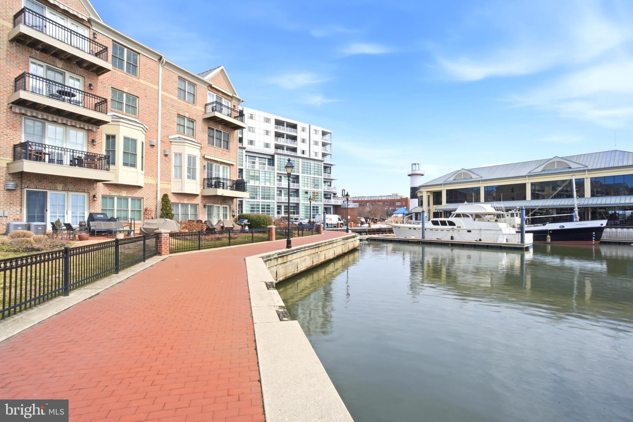 THE MOORINGS AT LIGHTHOUSE POINT - Residential