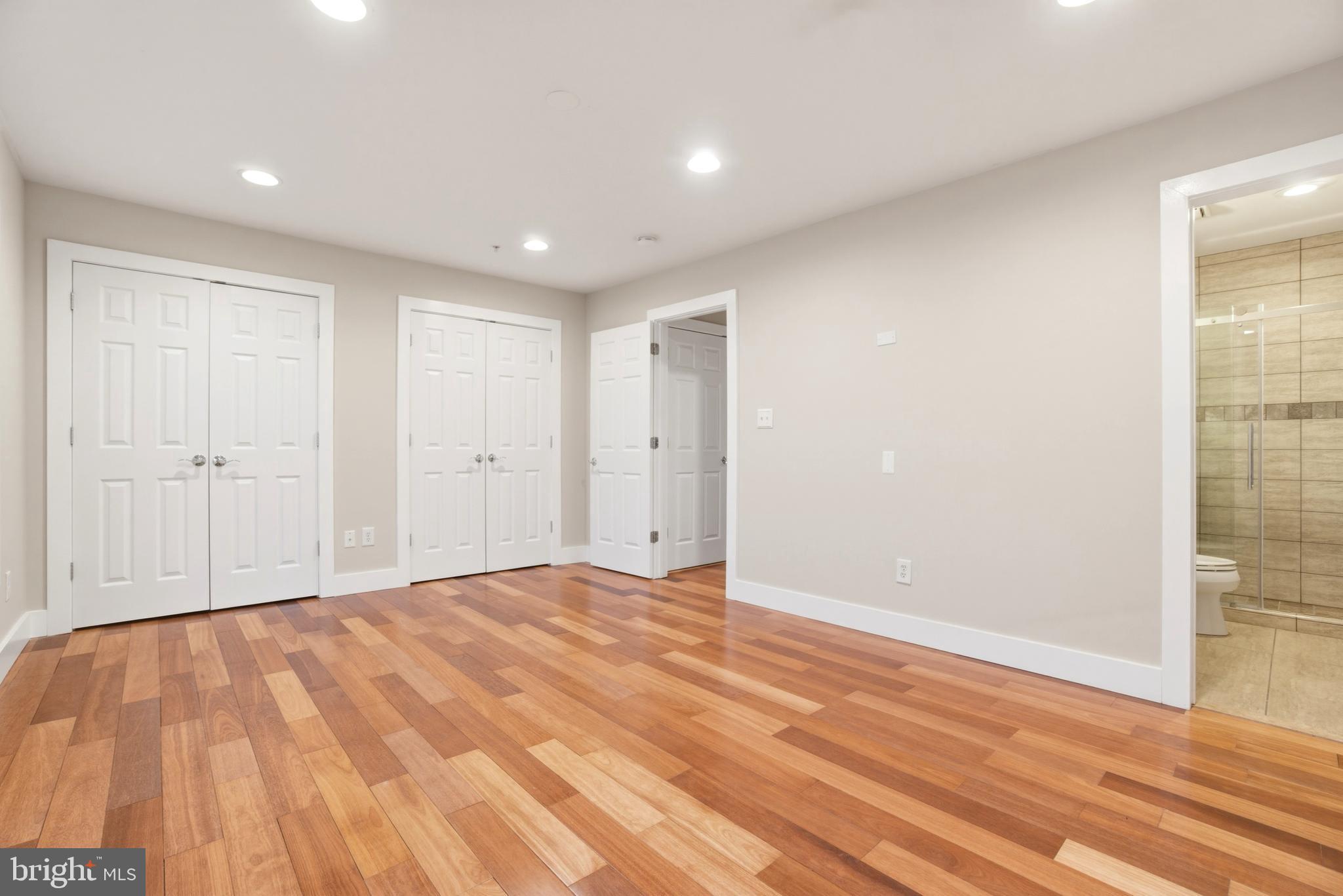 THE MOORINGS AT LIGHTHOUSE POINT - Residential