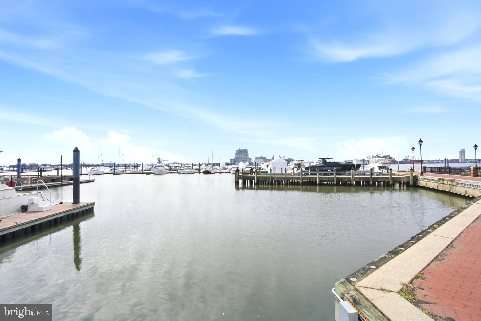 THE MOORINGS AT LIGHTHOUSE POINT - Residential