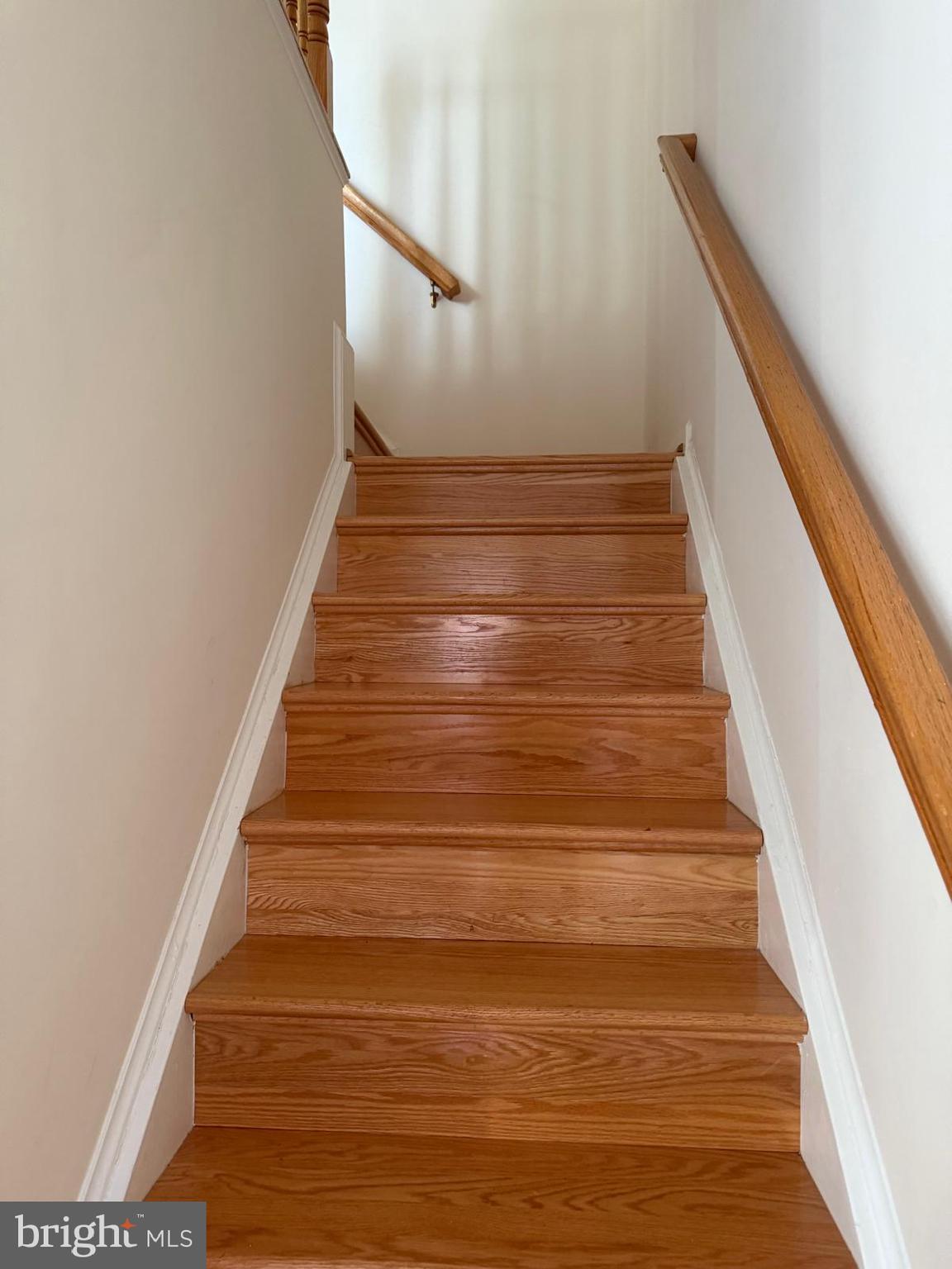 MCNAIR FARMS LANDBAY 5 - Residential Lease