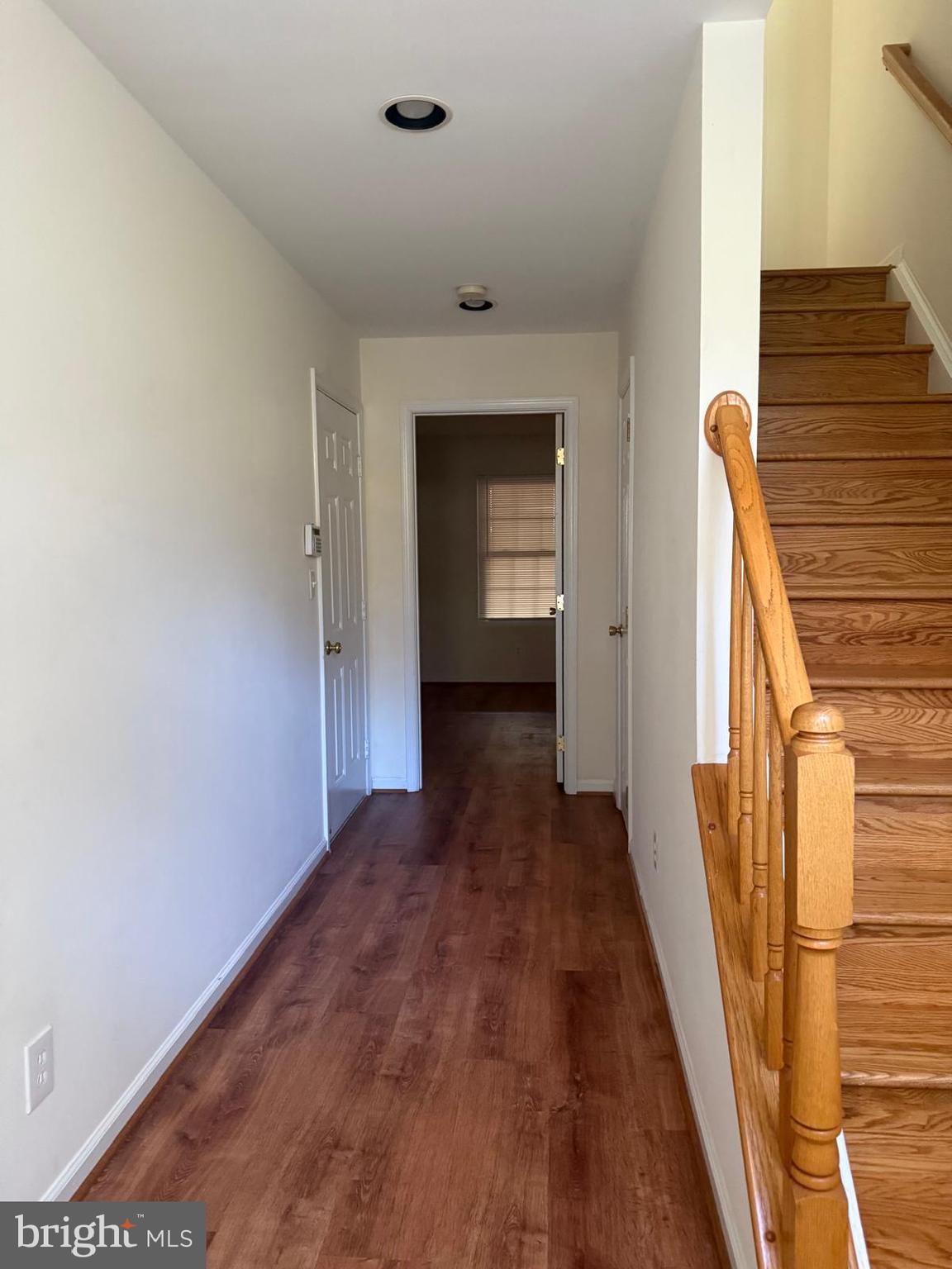 MCNAIR FARMS LANDBAY 5 - Residential Lease