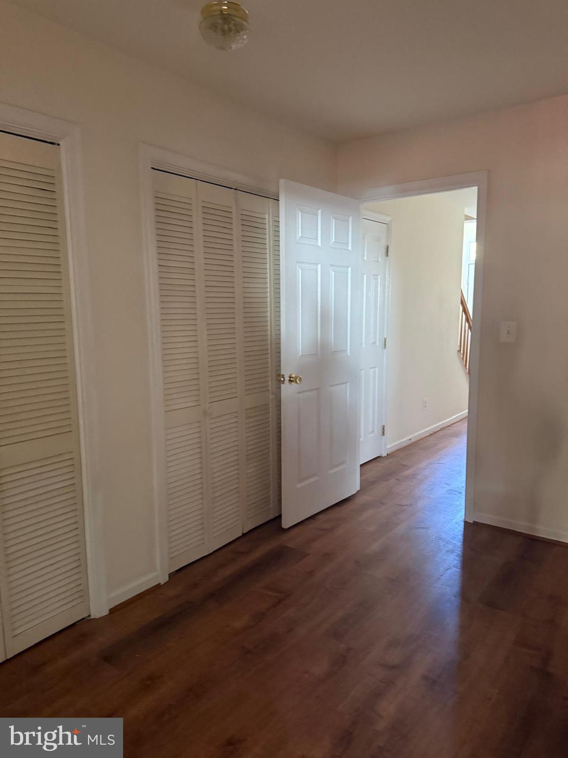 MCNAIR FARMS LANDBAY 5 - Residential Lease