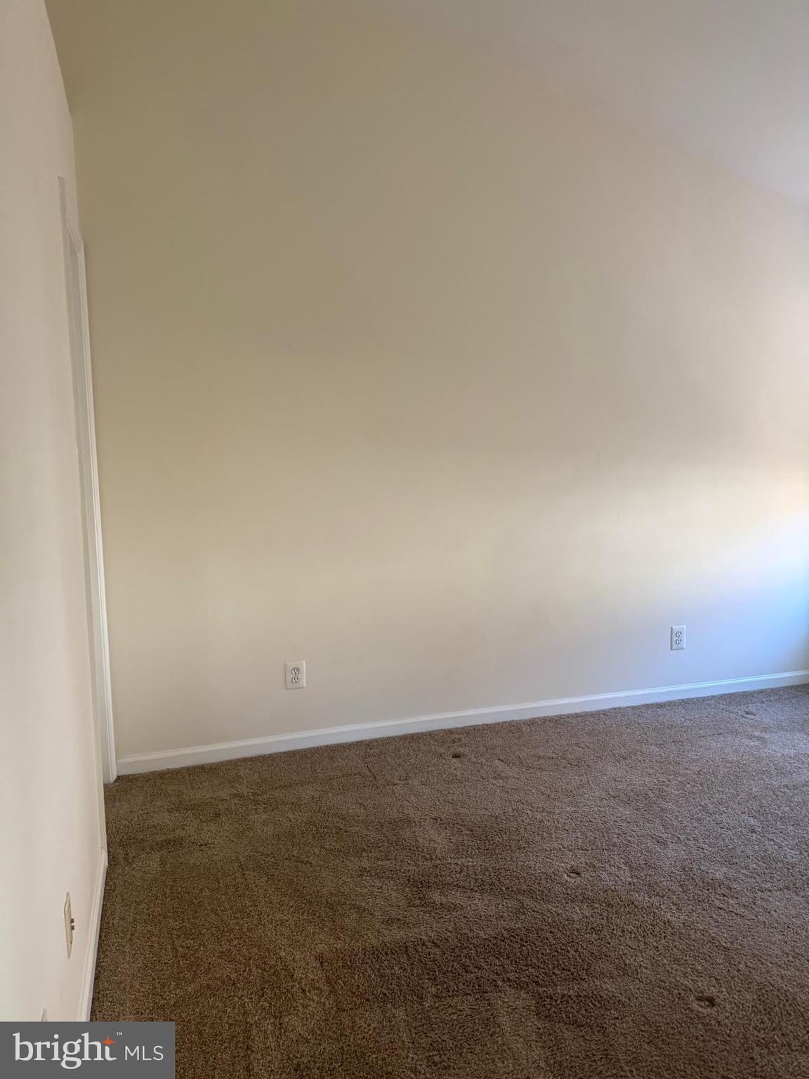 MCNAIR FARMS LANDBAY 5 - Residential Lease