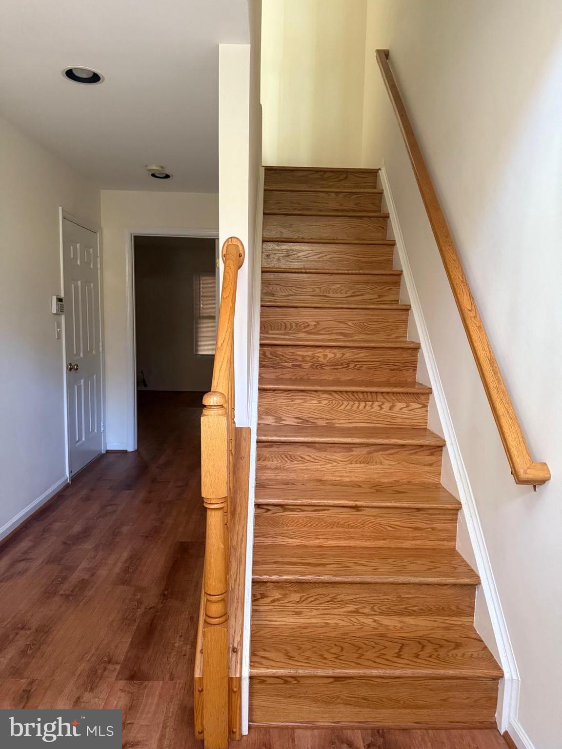 MCNAIR FARMS LANDBAY 5 - Residential Lease