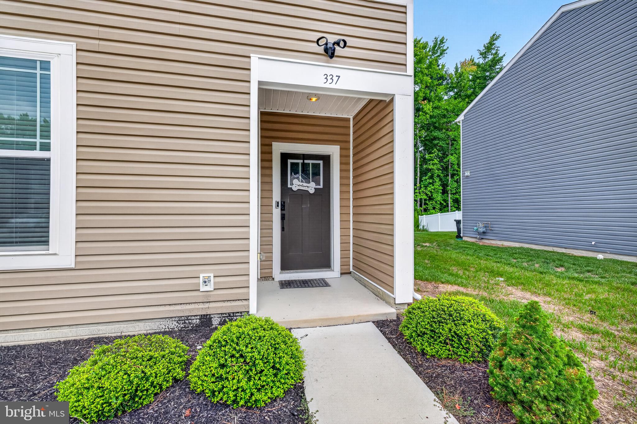 337 CURRANT CIRCLE