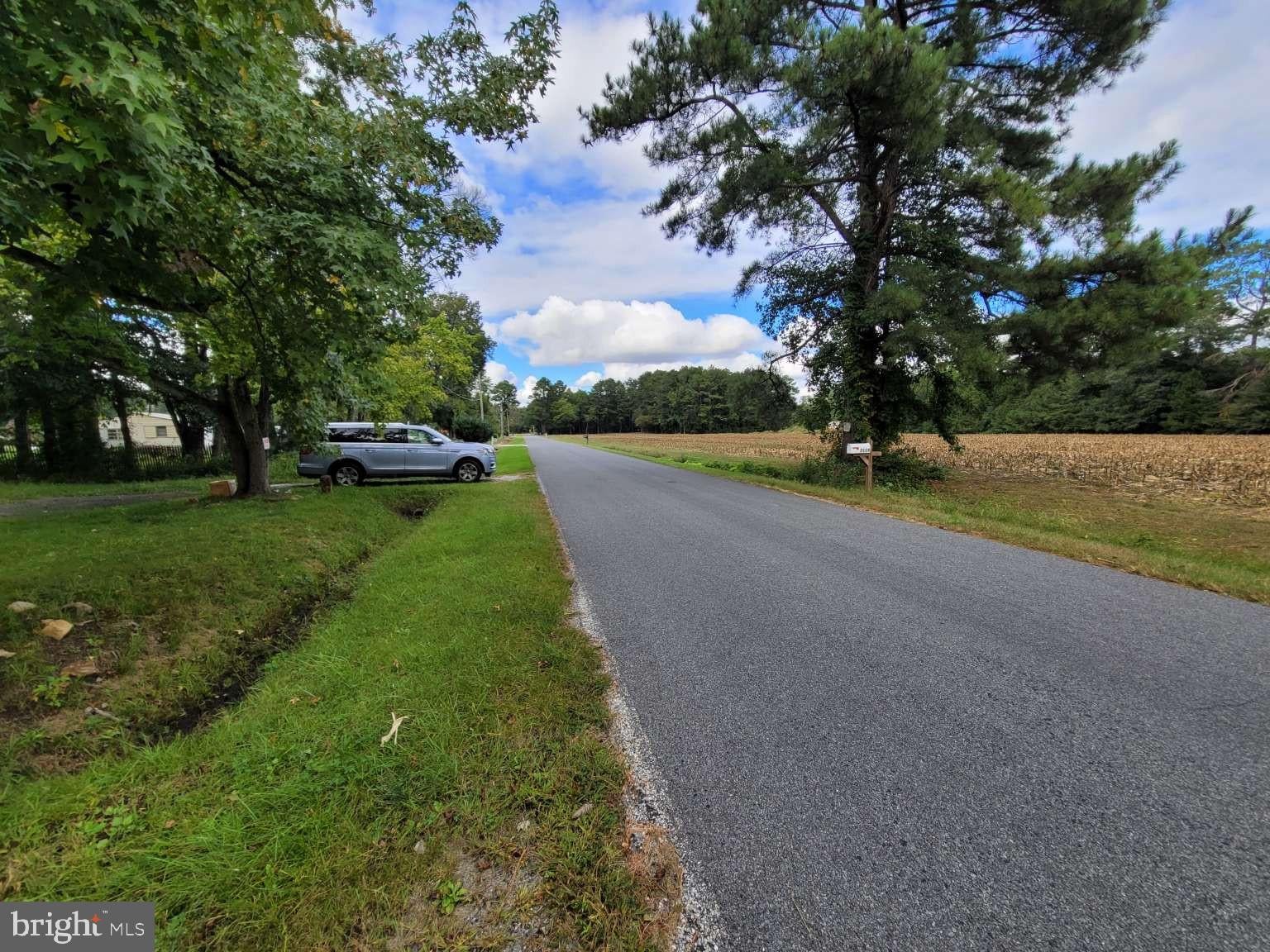 2119 HUNTING QUARTER ROAD