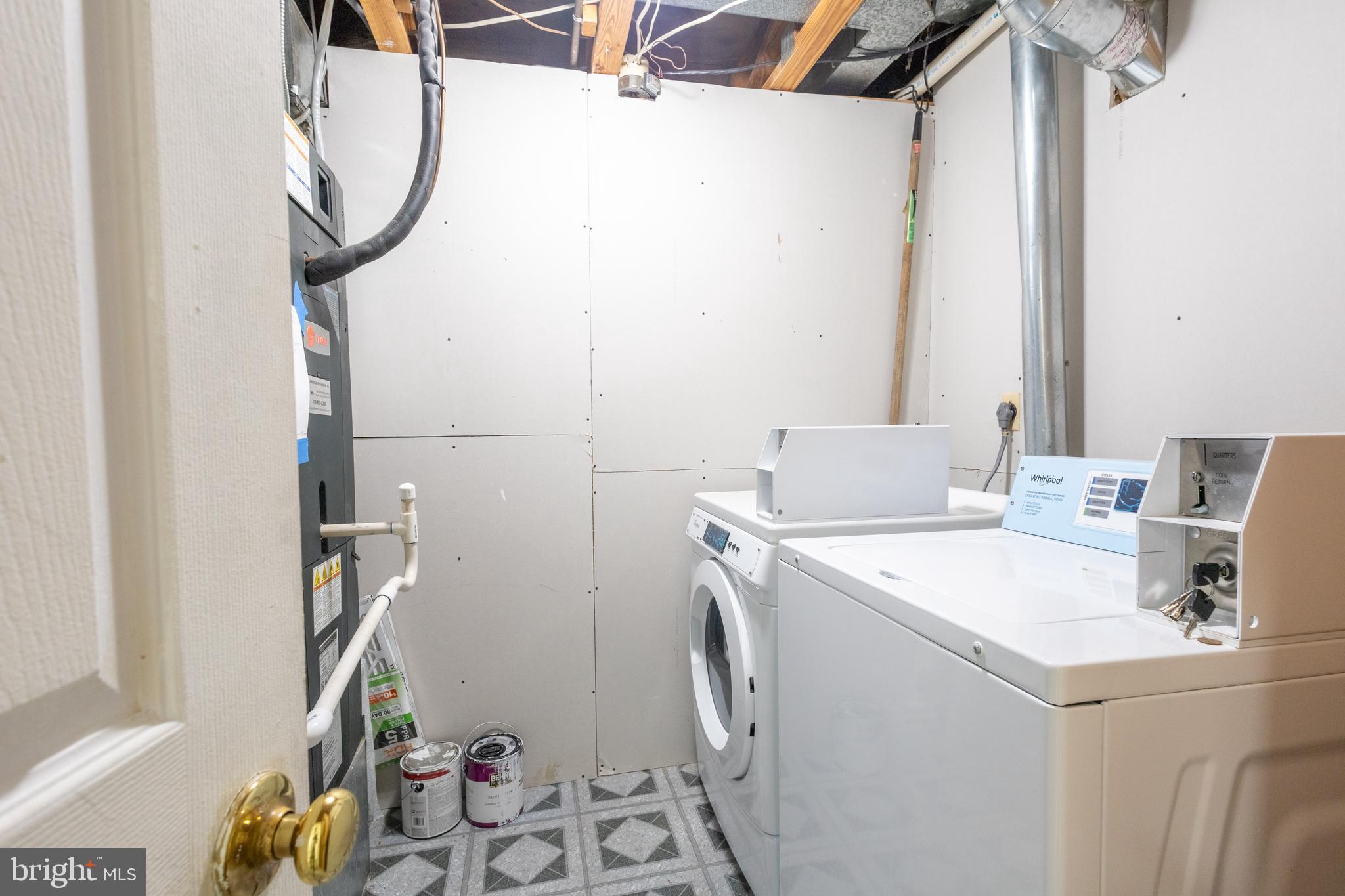 KINGS CONTRIVANCE - Residential Lease