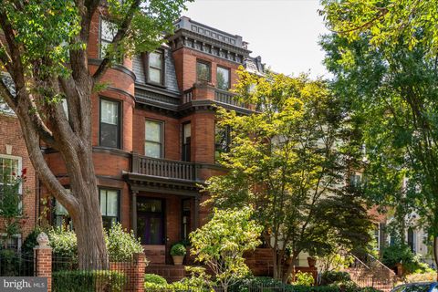 1617 35TH STREET NW WASHINGTON DC 20007