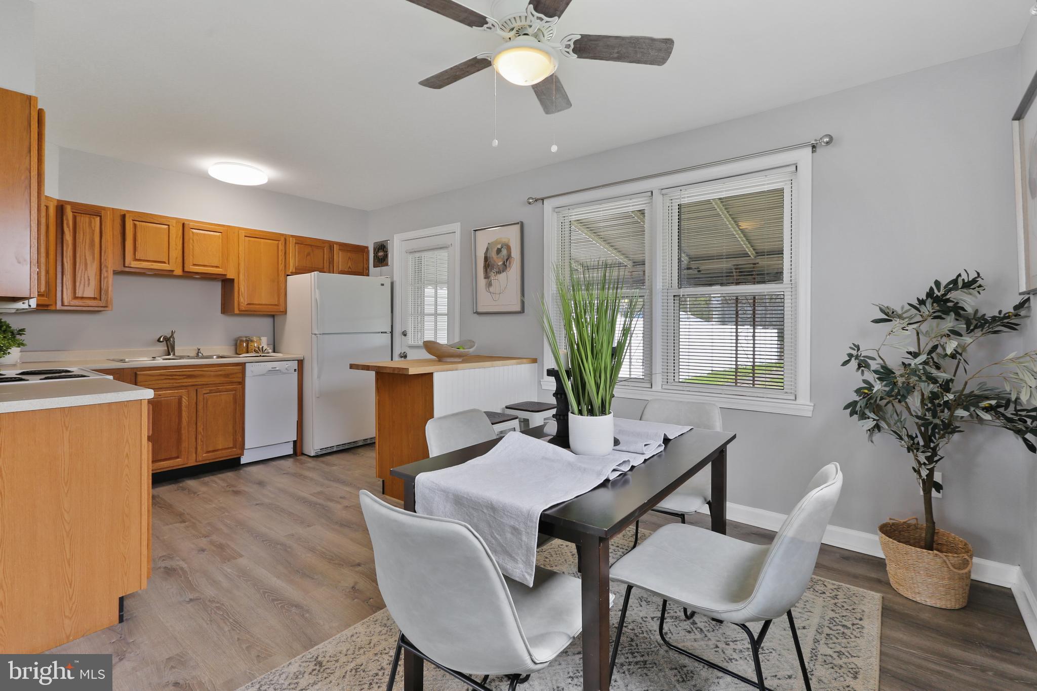 COUNTRY RIDGE - Residential